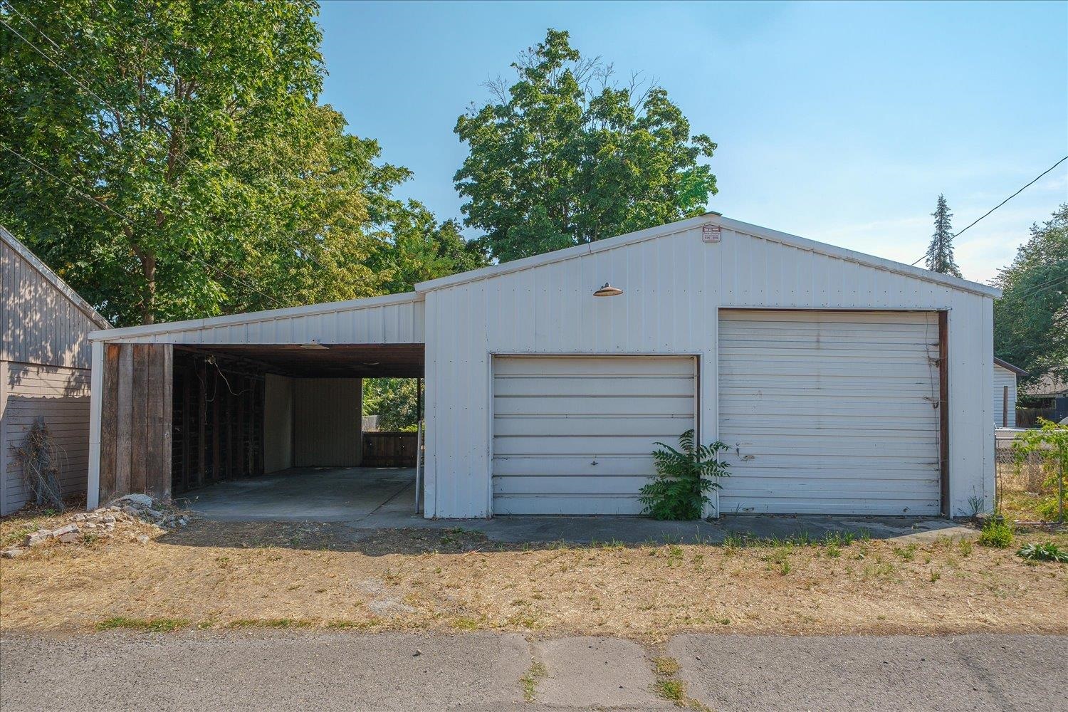 1911 E Sharp Ave - Photo 41