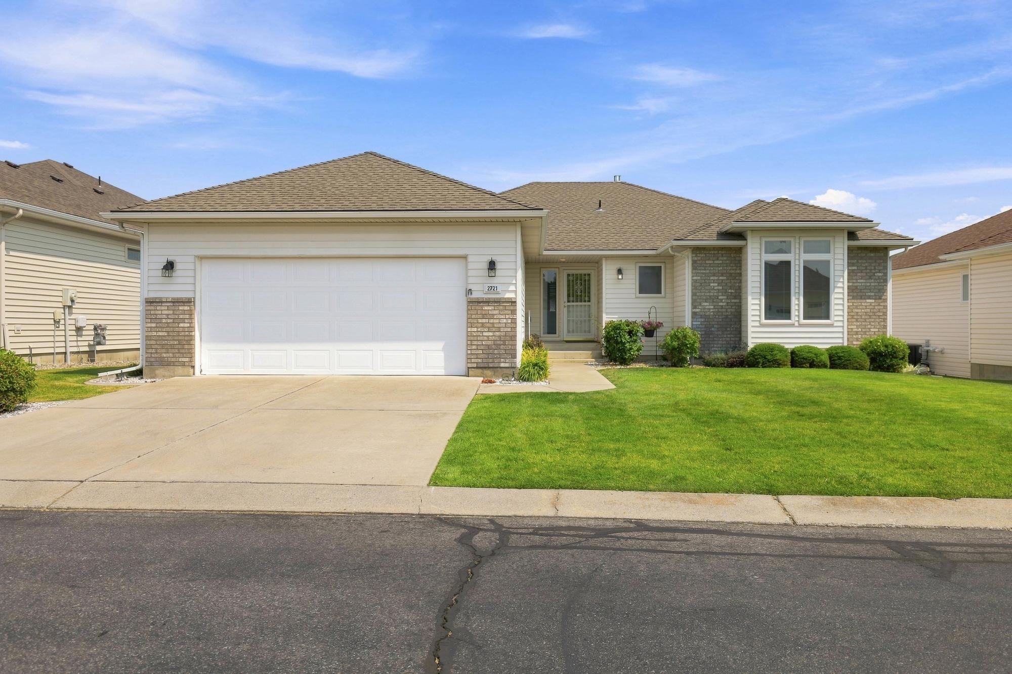 2721 S Early Dawn Ln - Photo 1