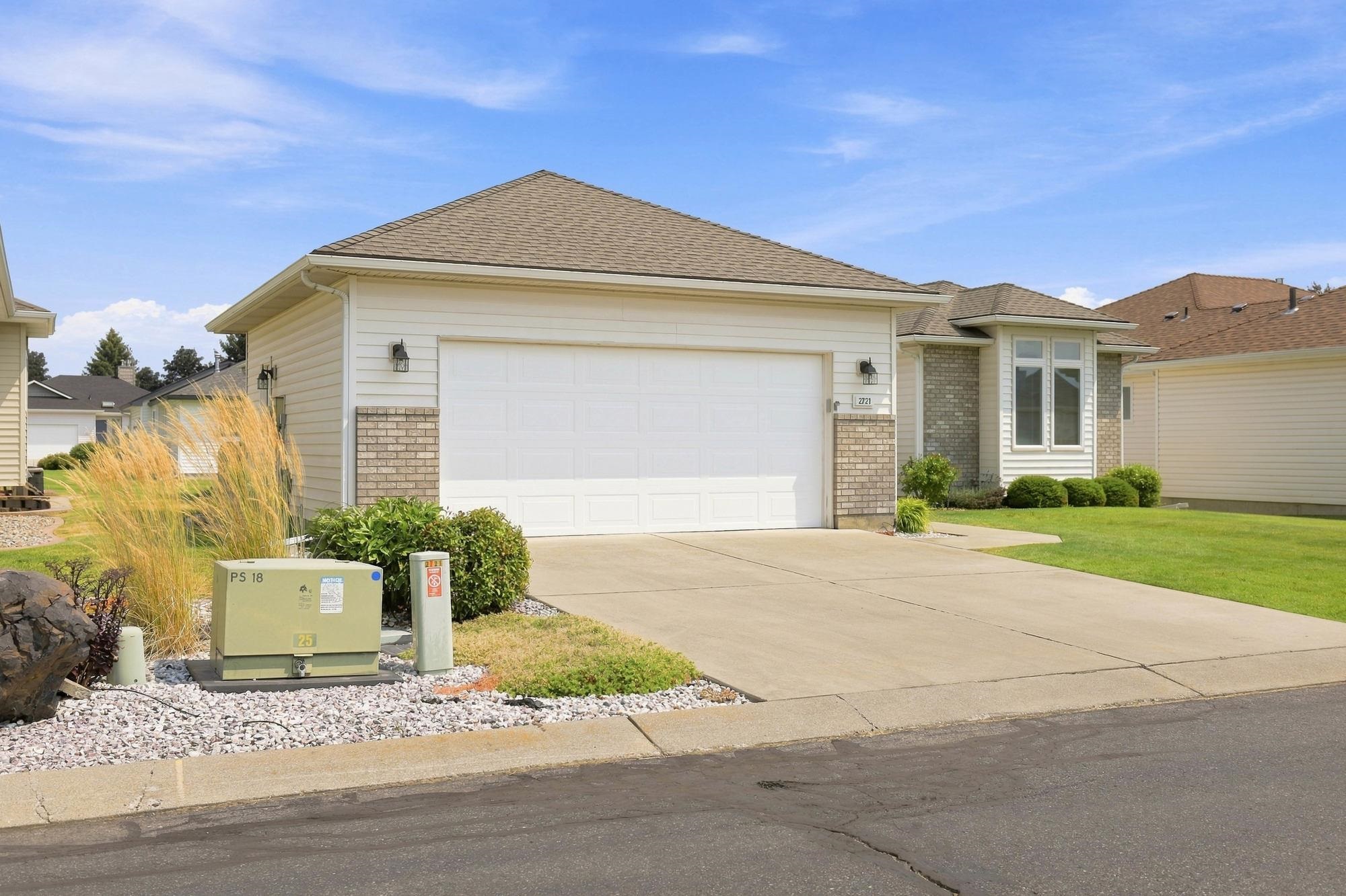 2721 S Early Dawn Ln - Photo 2