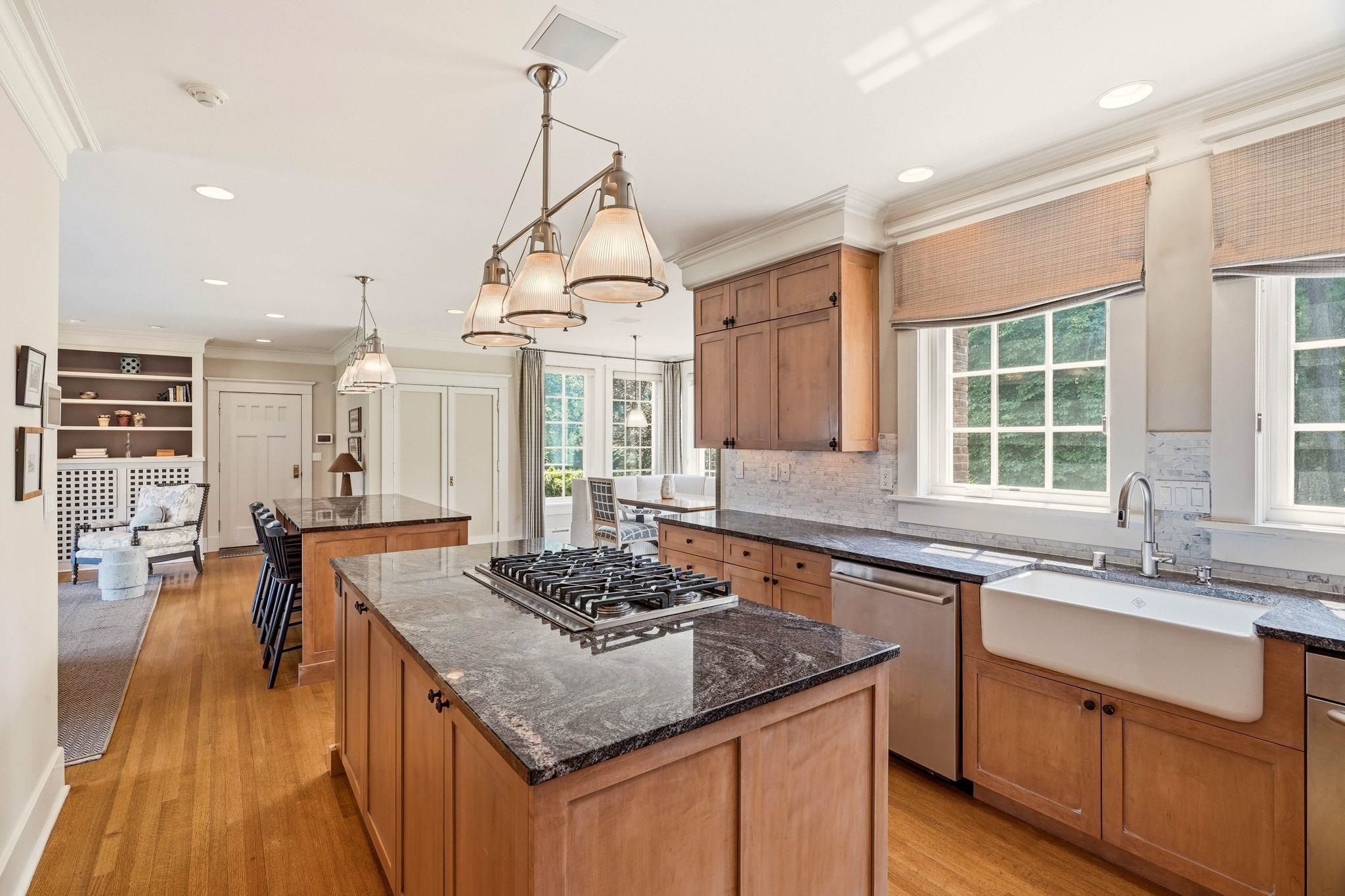 615 E 16th Ave - Photo 12