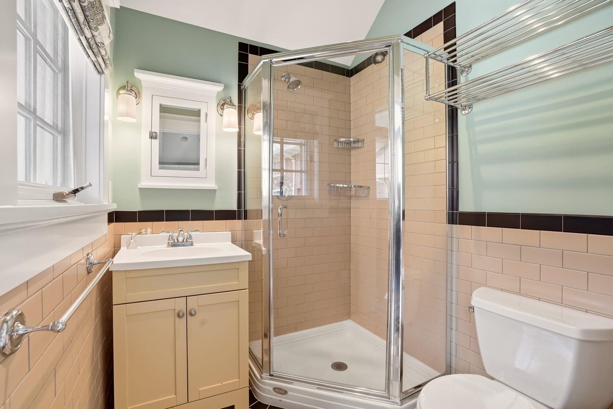 615 E 16th Ave - Photo 45