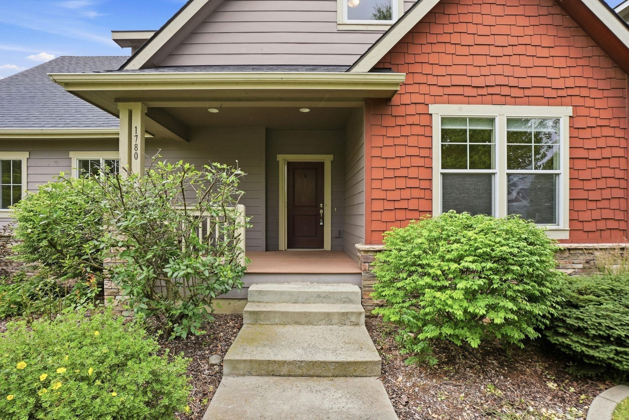 1780 N Holl Blvd - Photo 3