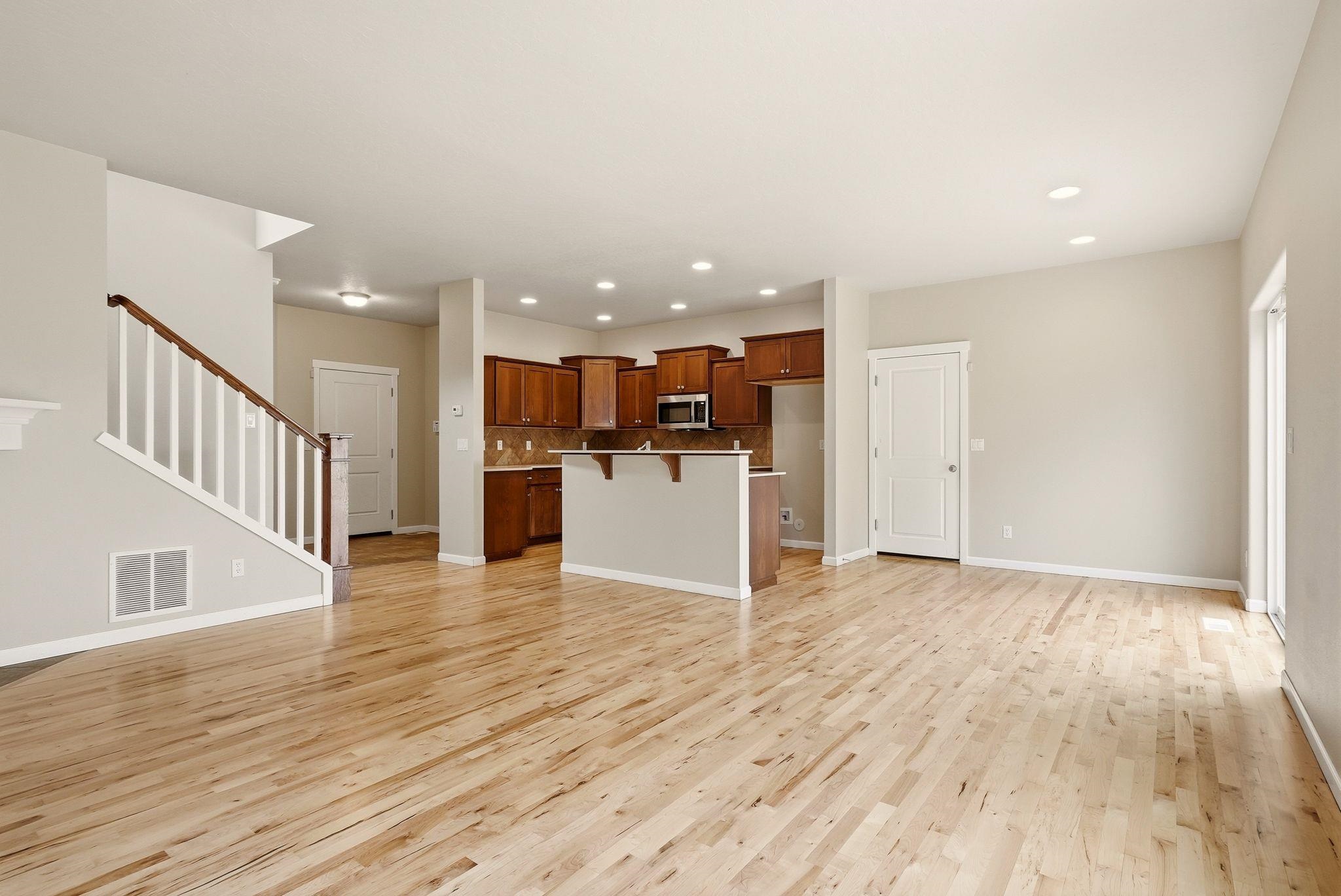 1780 N Holl Blvd - Photo 7