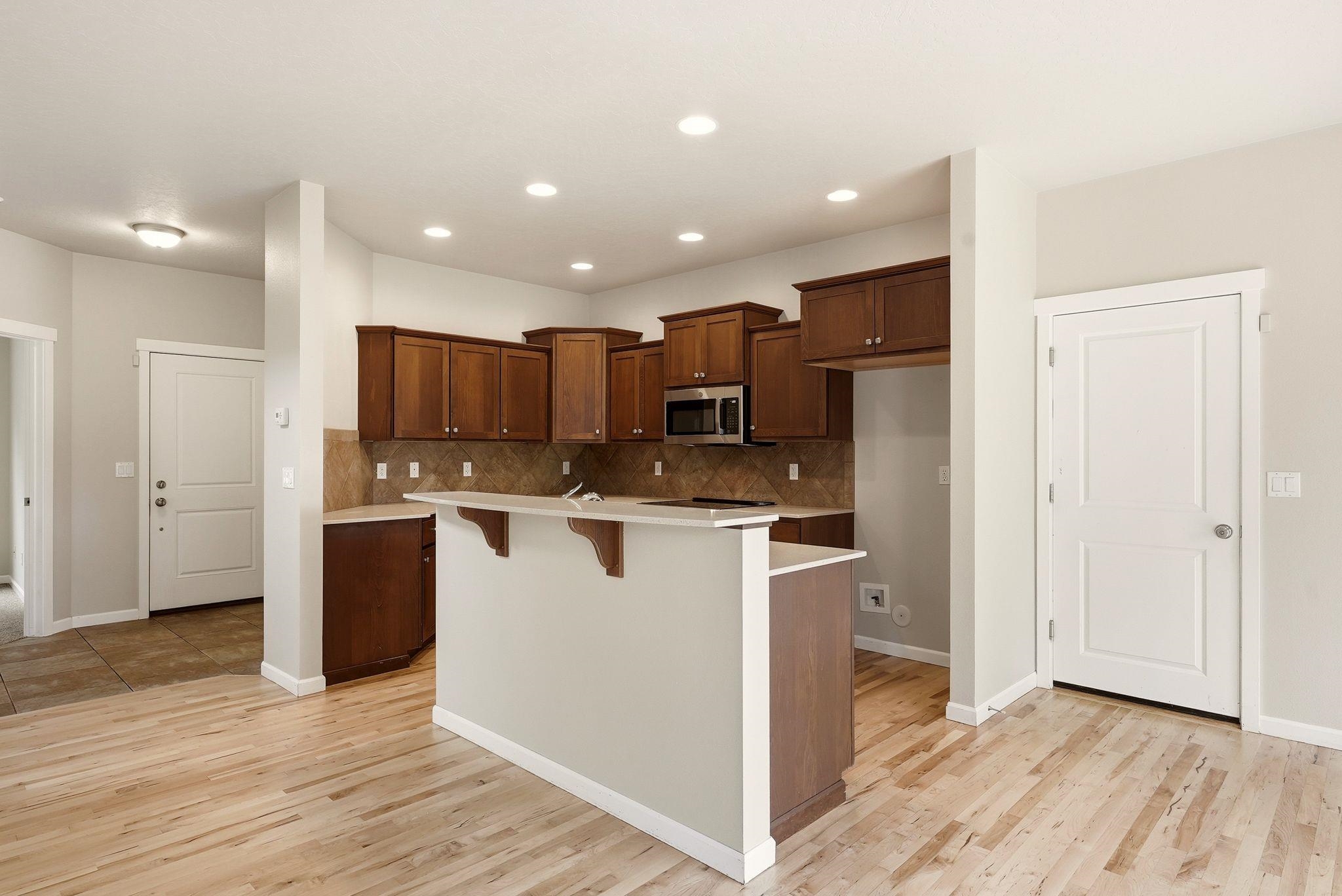 1780 N Holl Blvd - Photo 11