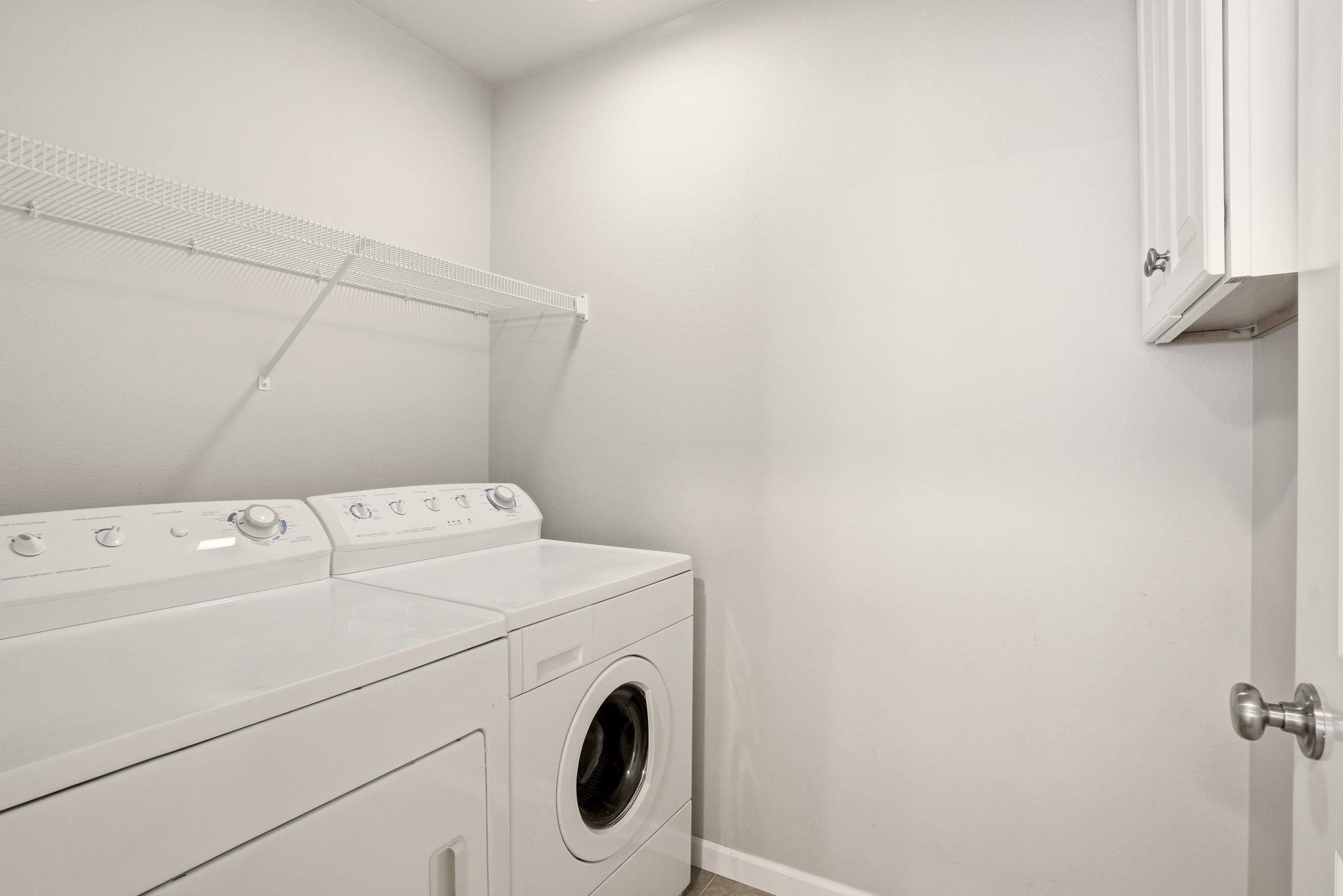 1780 N Holl Blvd - Photo 23