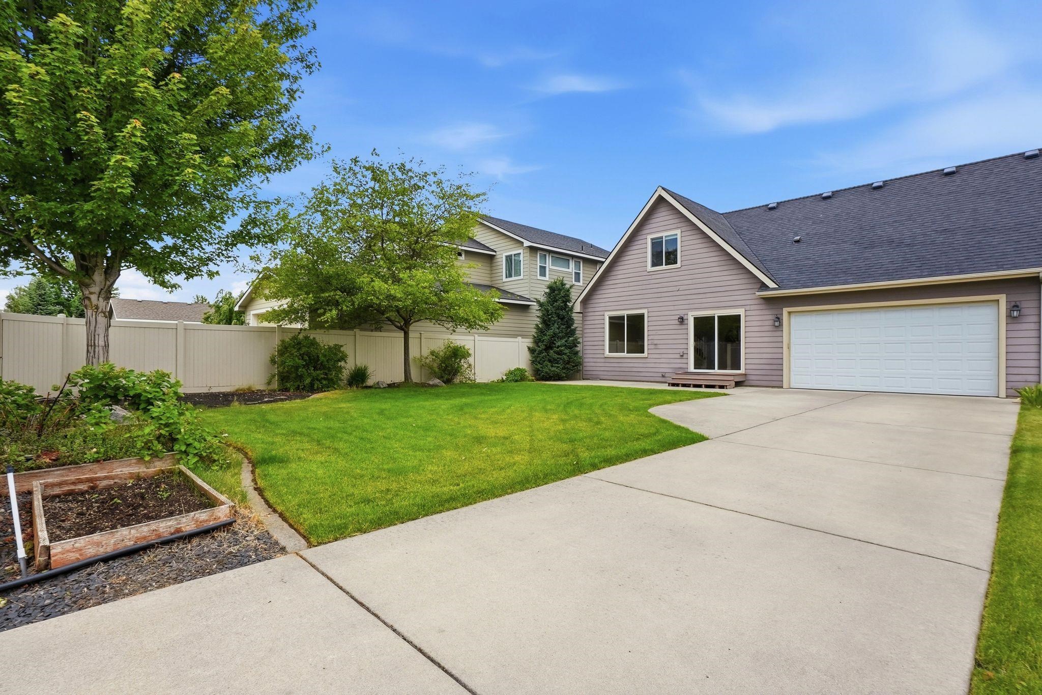 1780 N Holl Blvd - Photo 30
