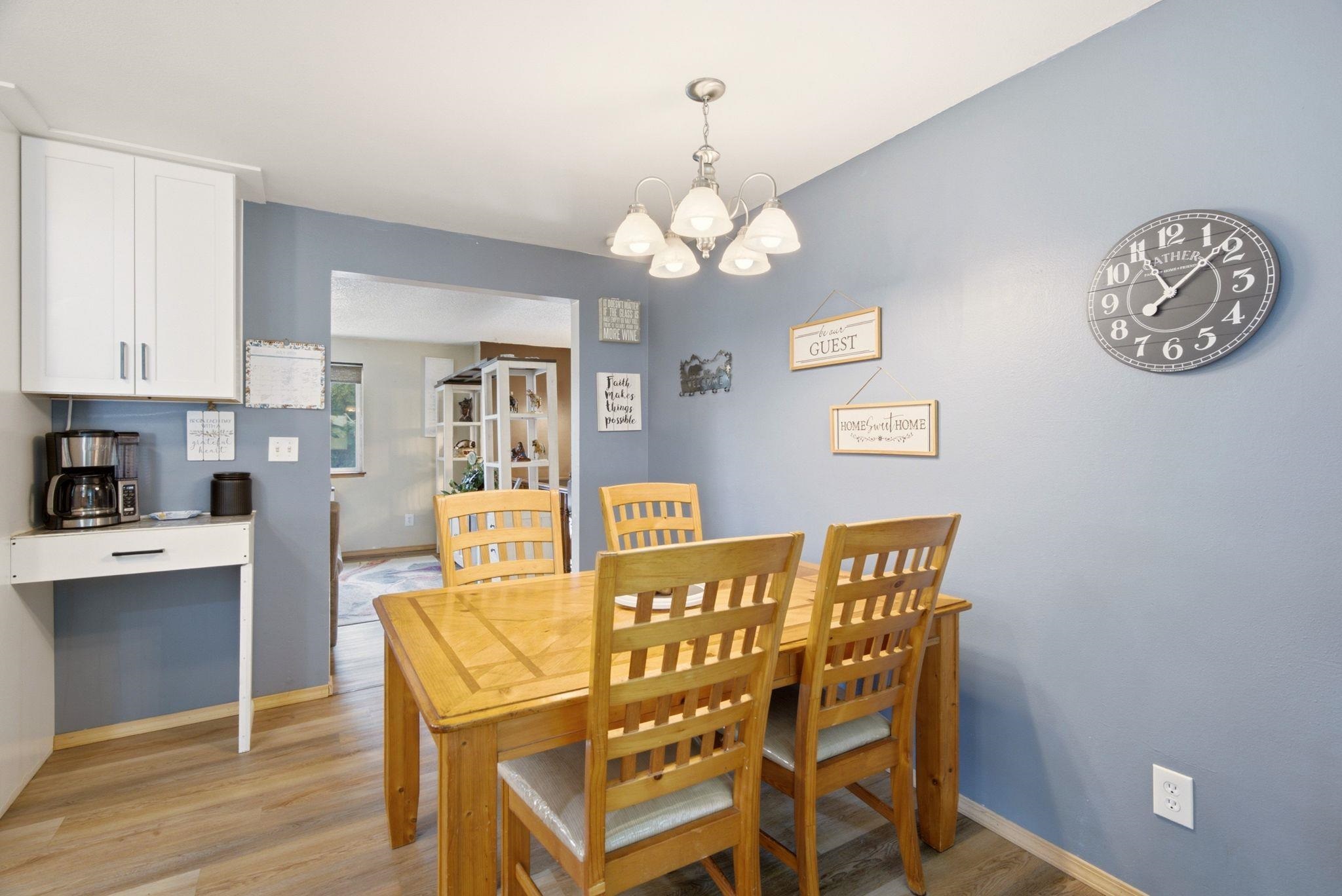 415 N Silver Lake Ave - Photo 9