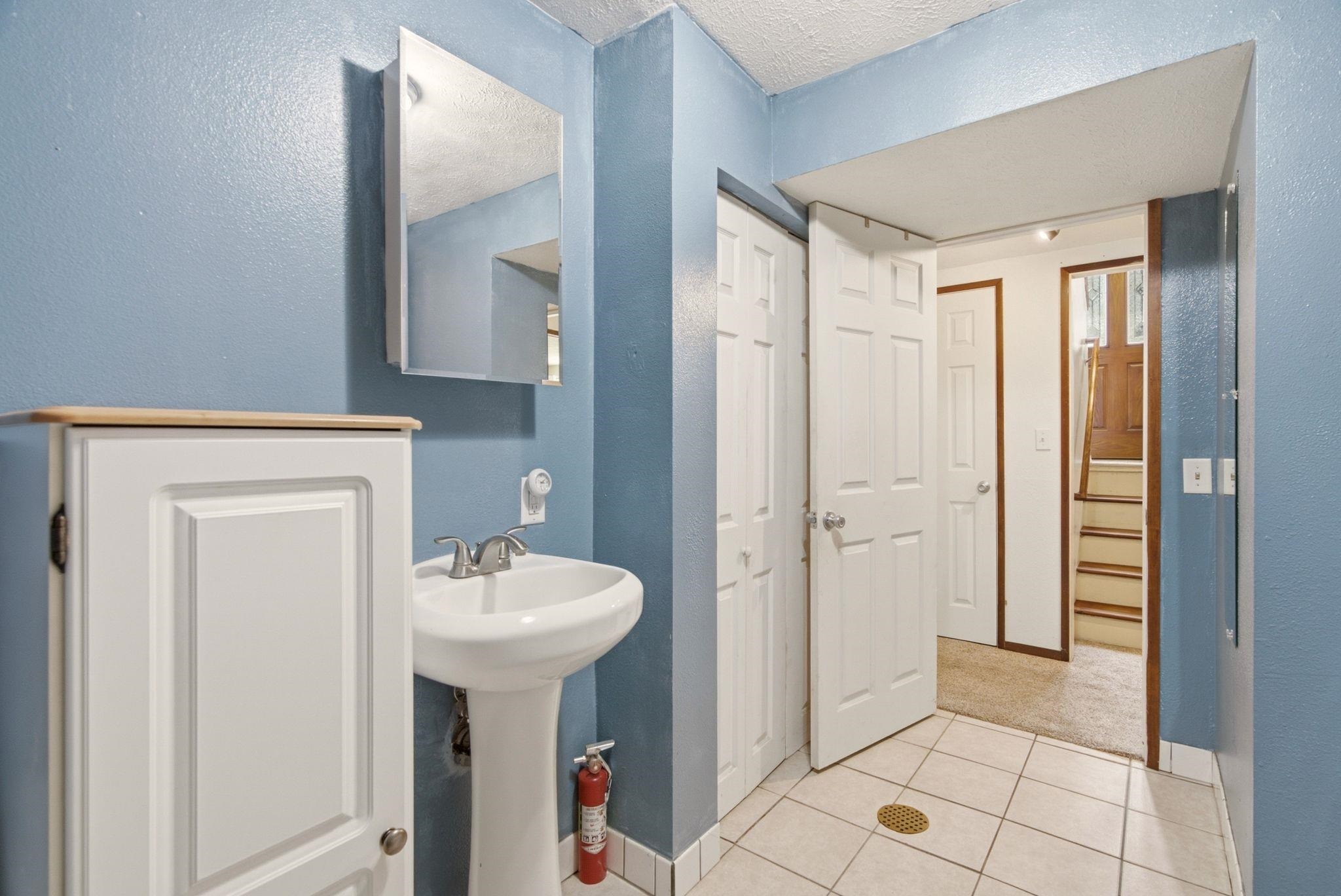 415 N Silver Lake Ave - Photo 30
