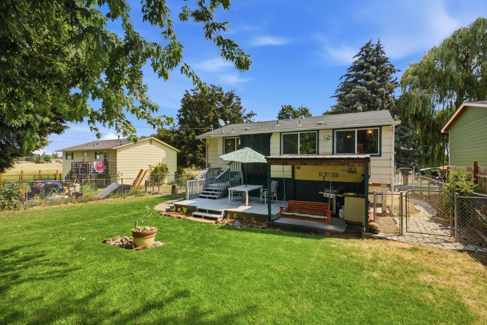 415 N Silver Lake Ave - Photo 39