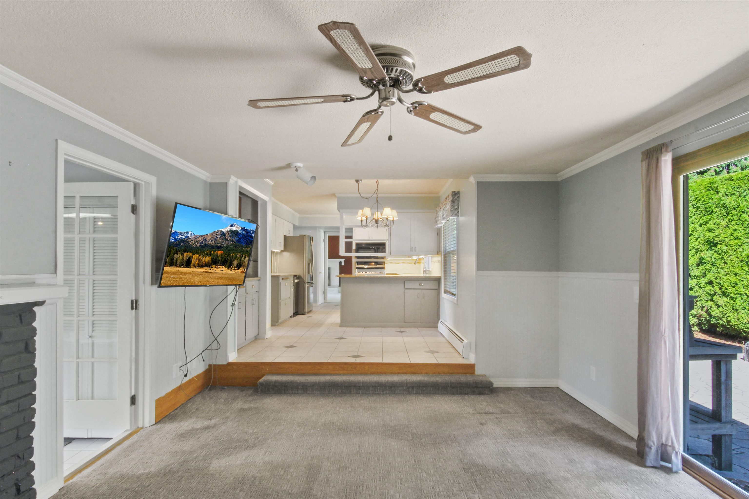 2201 E 42nd Ave - Photo 14