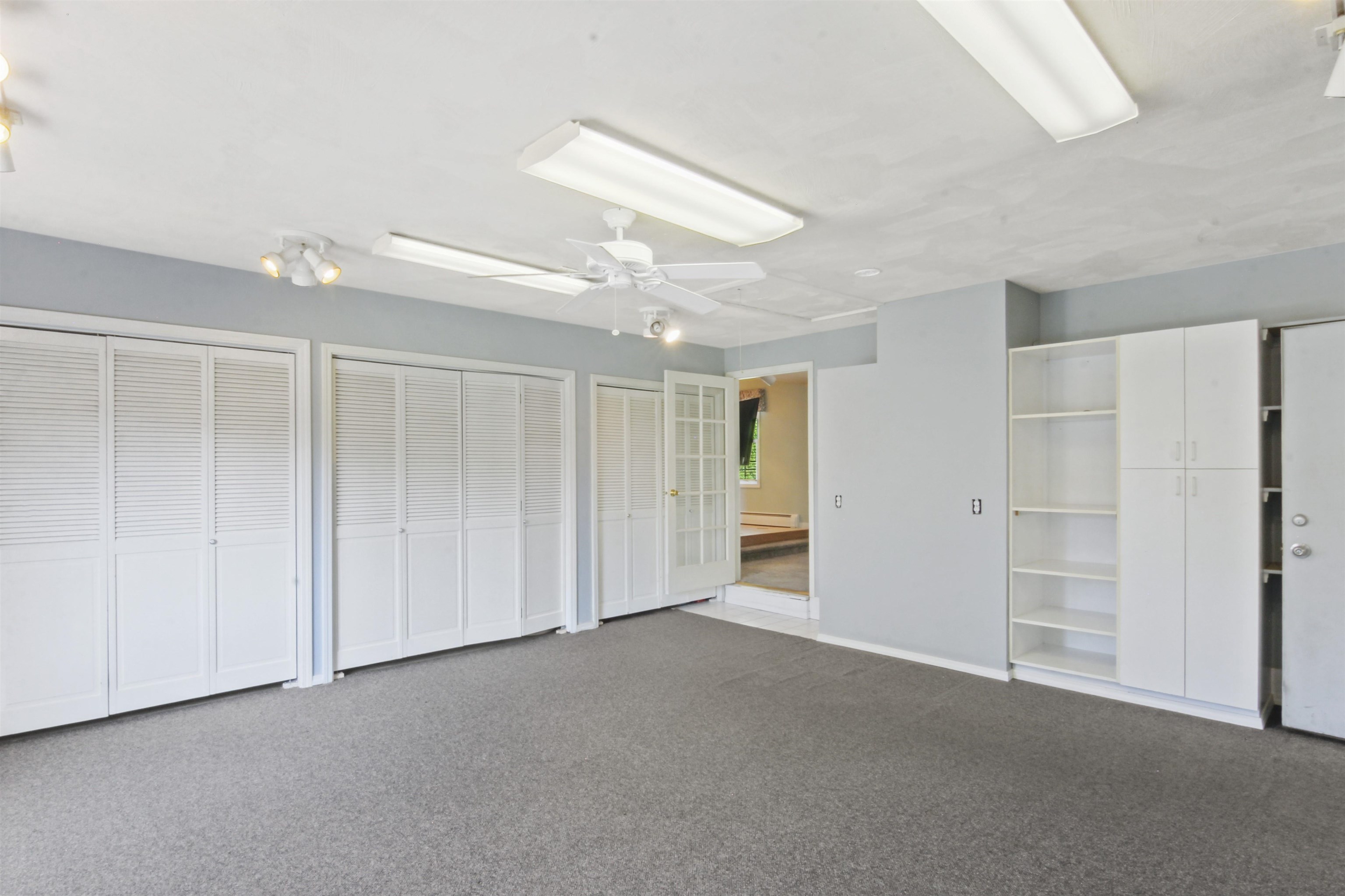 2201 E 42nd Ave - Photo 16