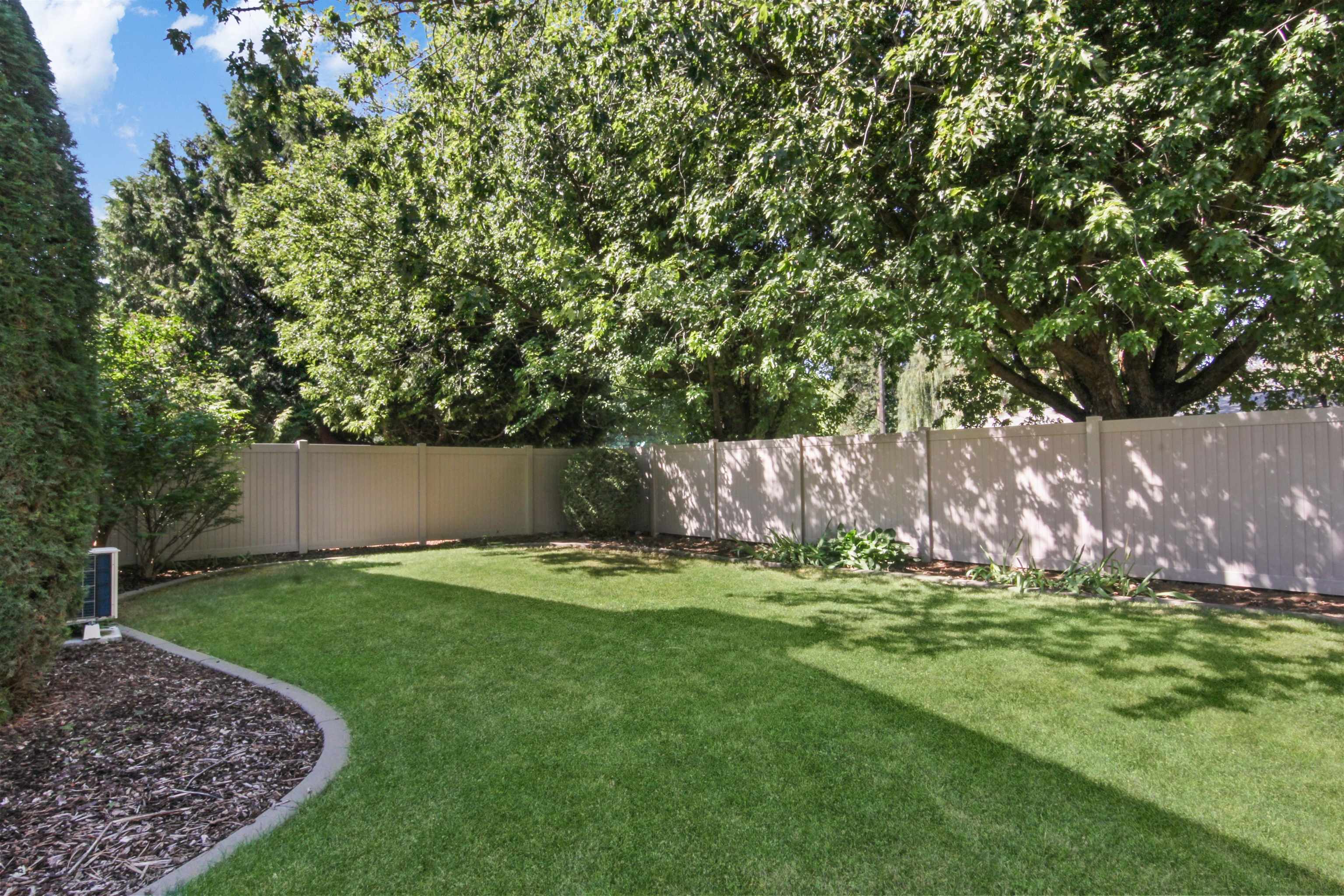 2201 E 42nd Ave - Photo 26