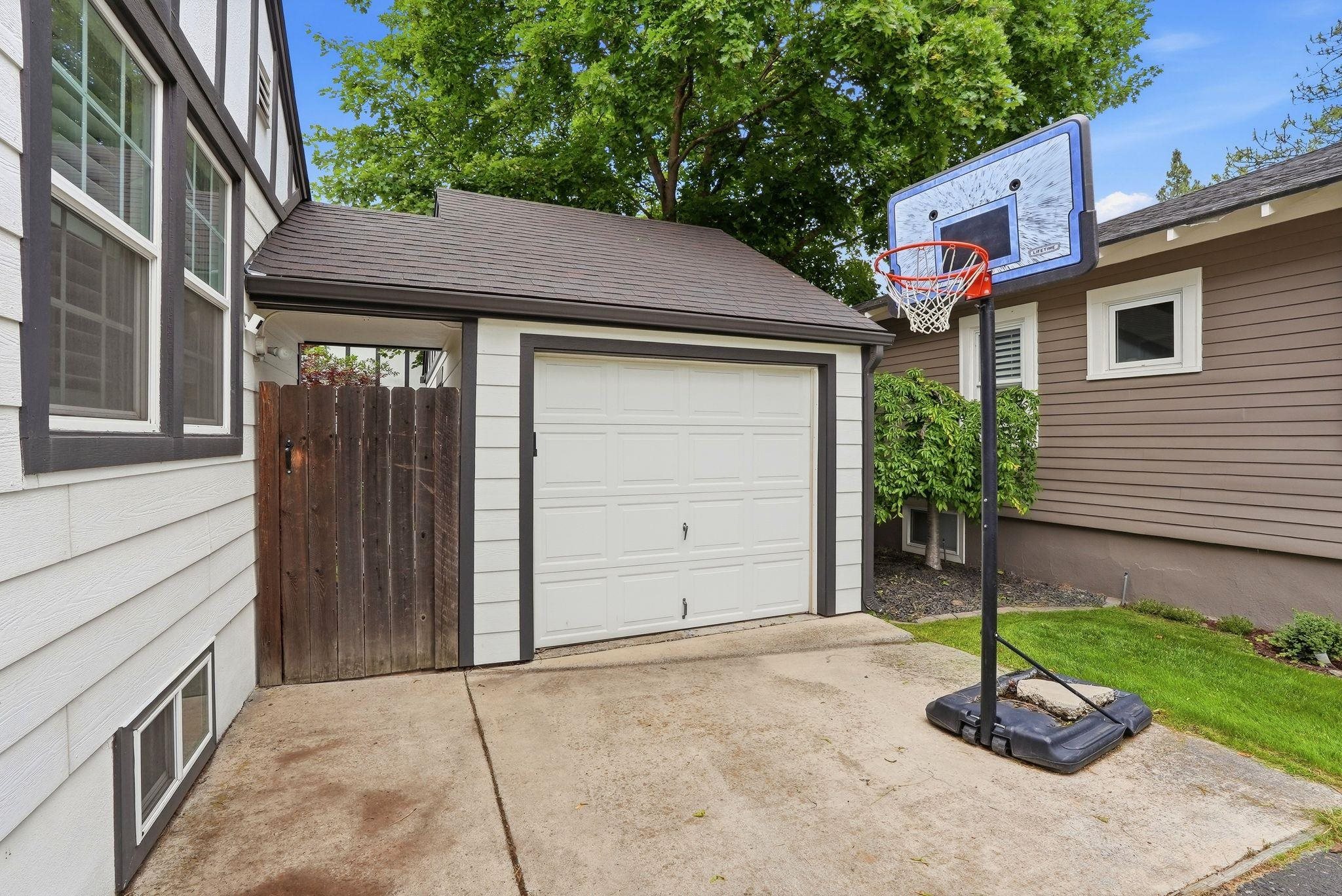 1014 W 21st Ave - Photo 39