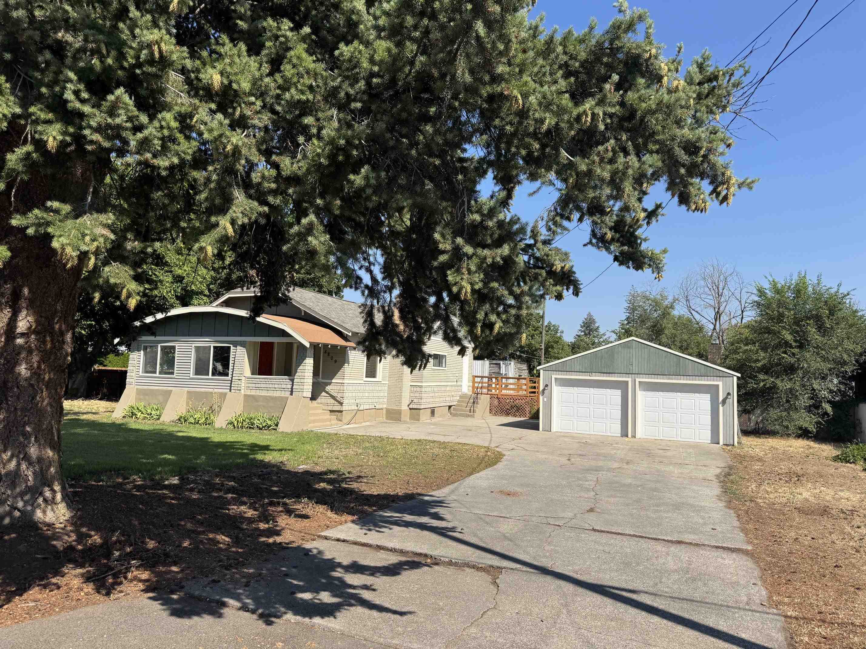 8809 E ALKI St - Photo 6
