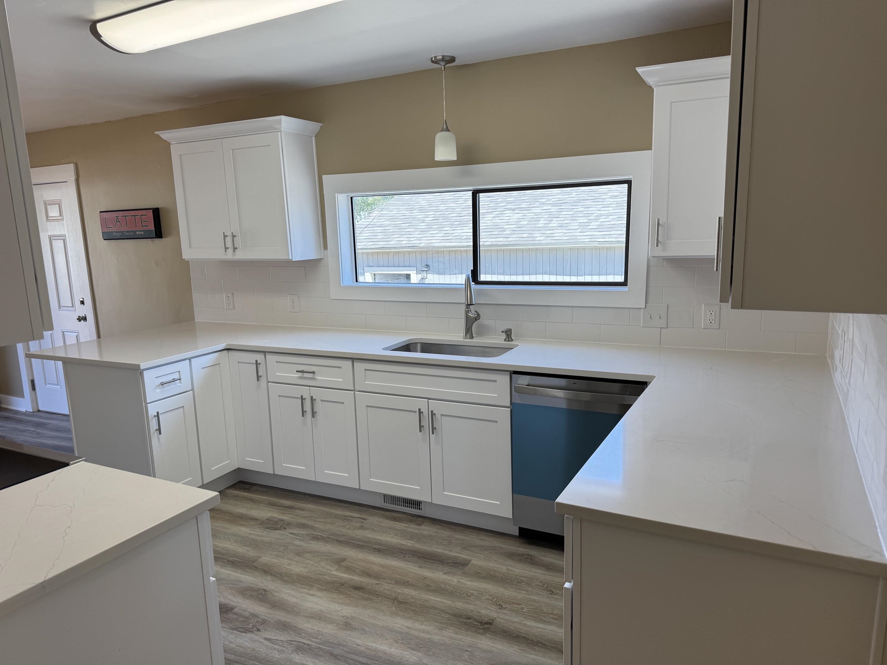 8809 E ALKI St - Photo 16