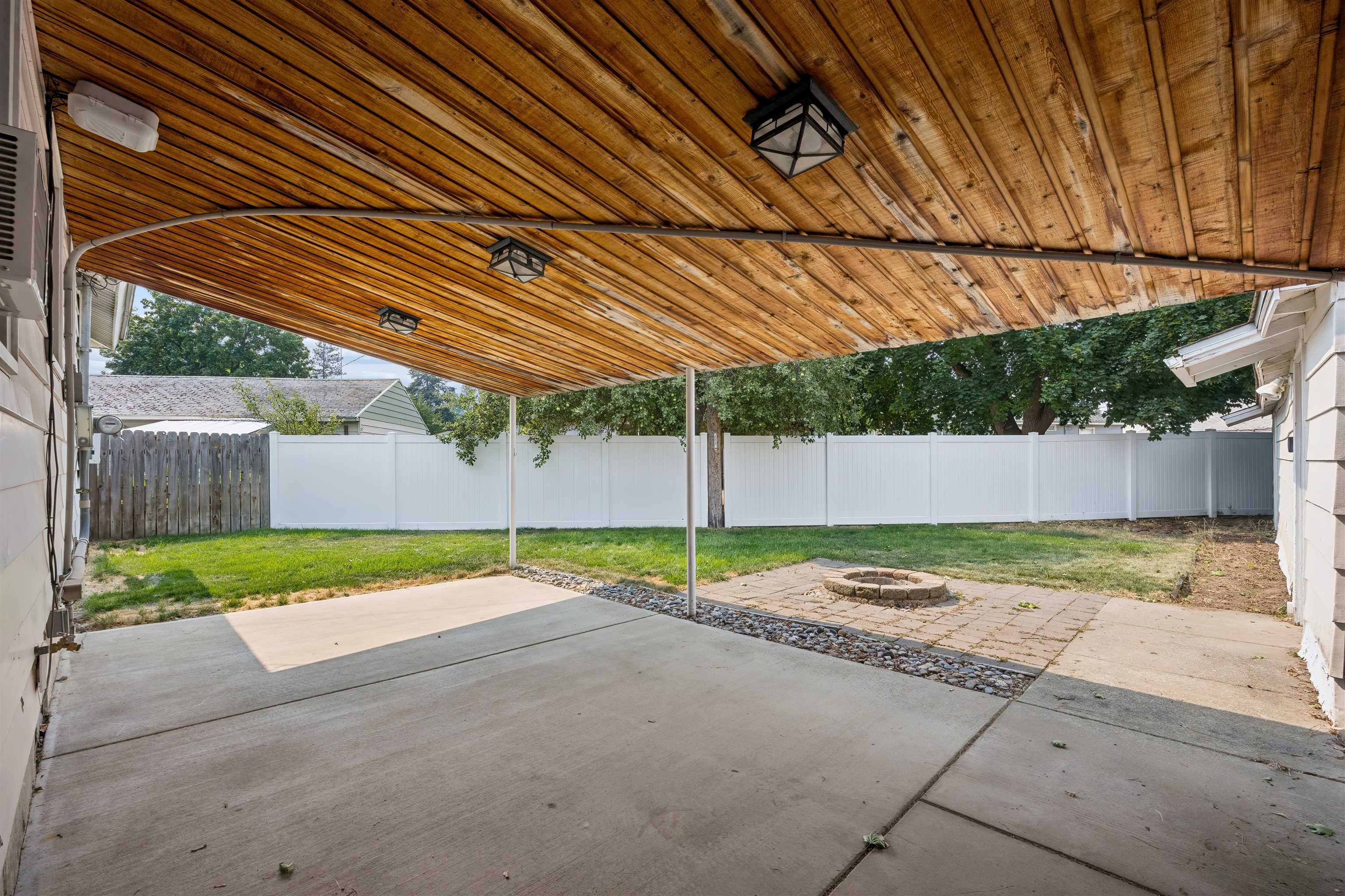 5507 N Bemis St - Photo 25