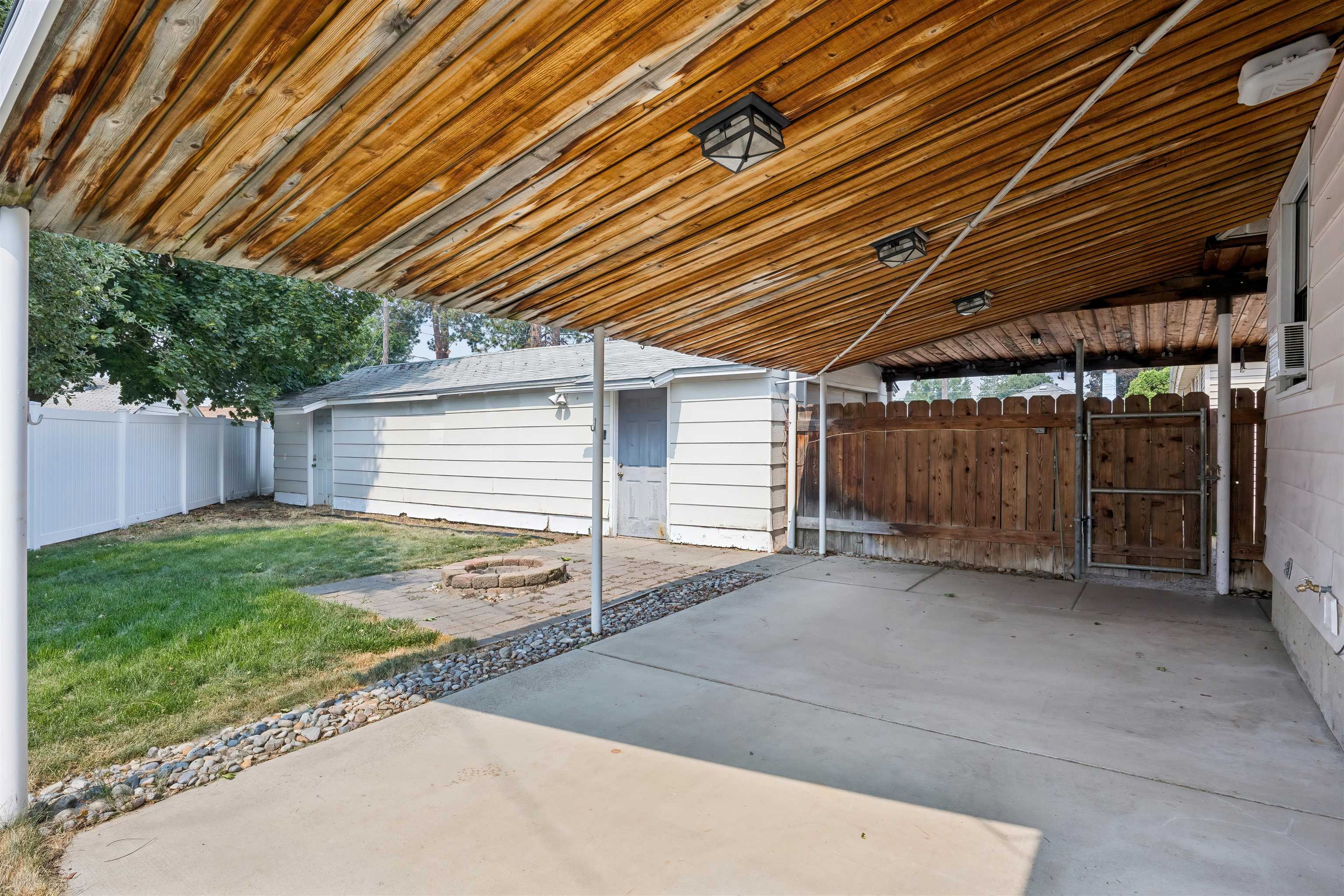 5507 N Bemis St - Photo 26
