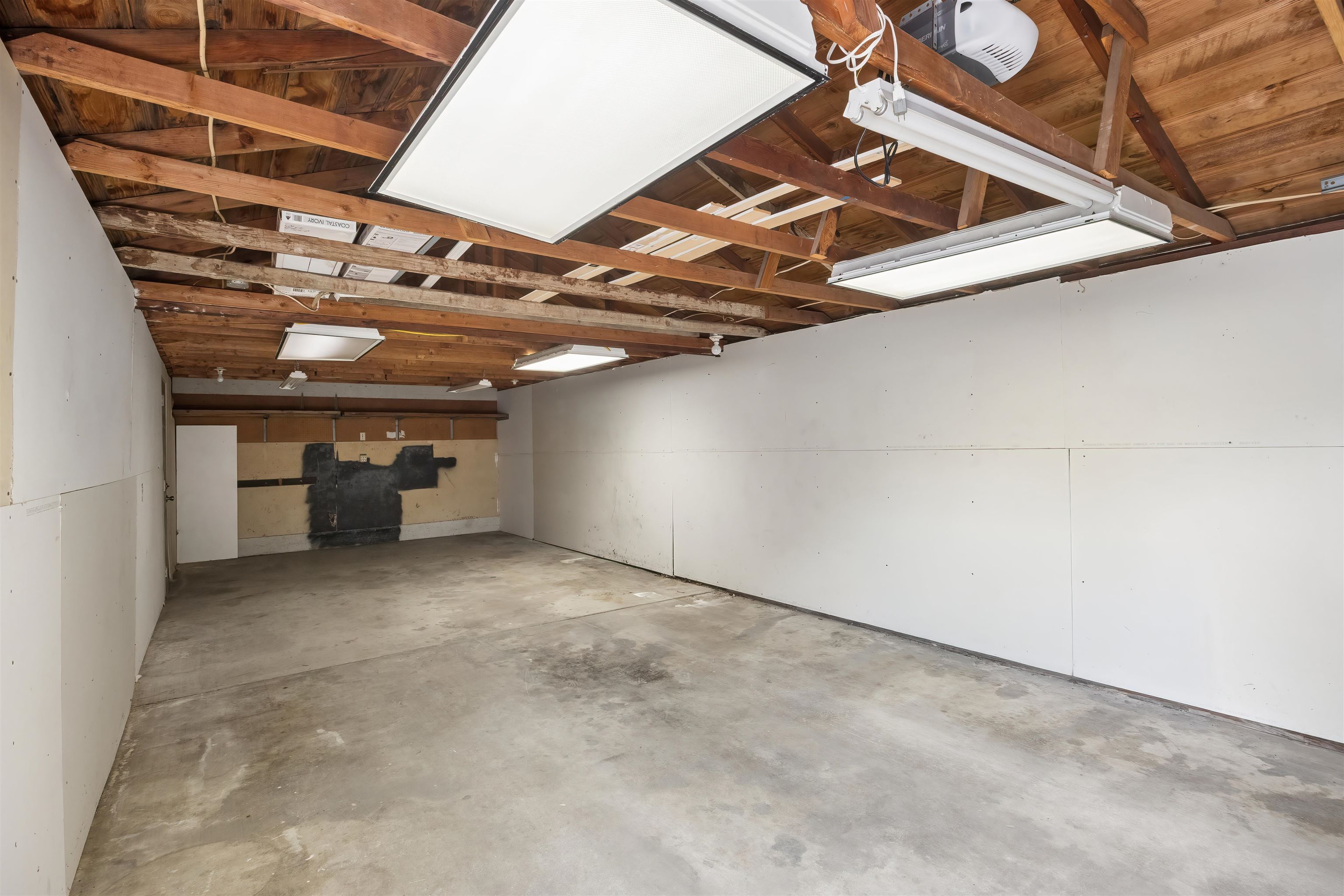 5507 N Bemis St - Photo 27