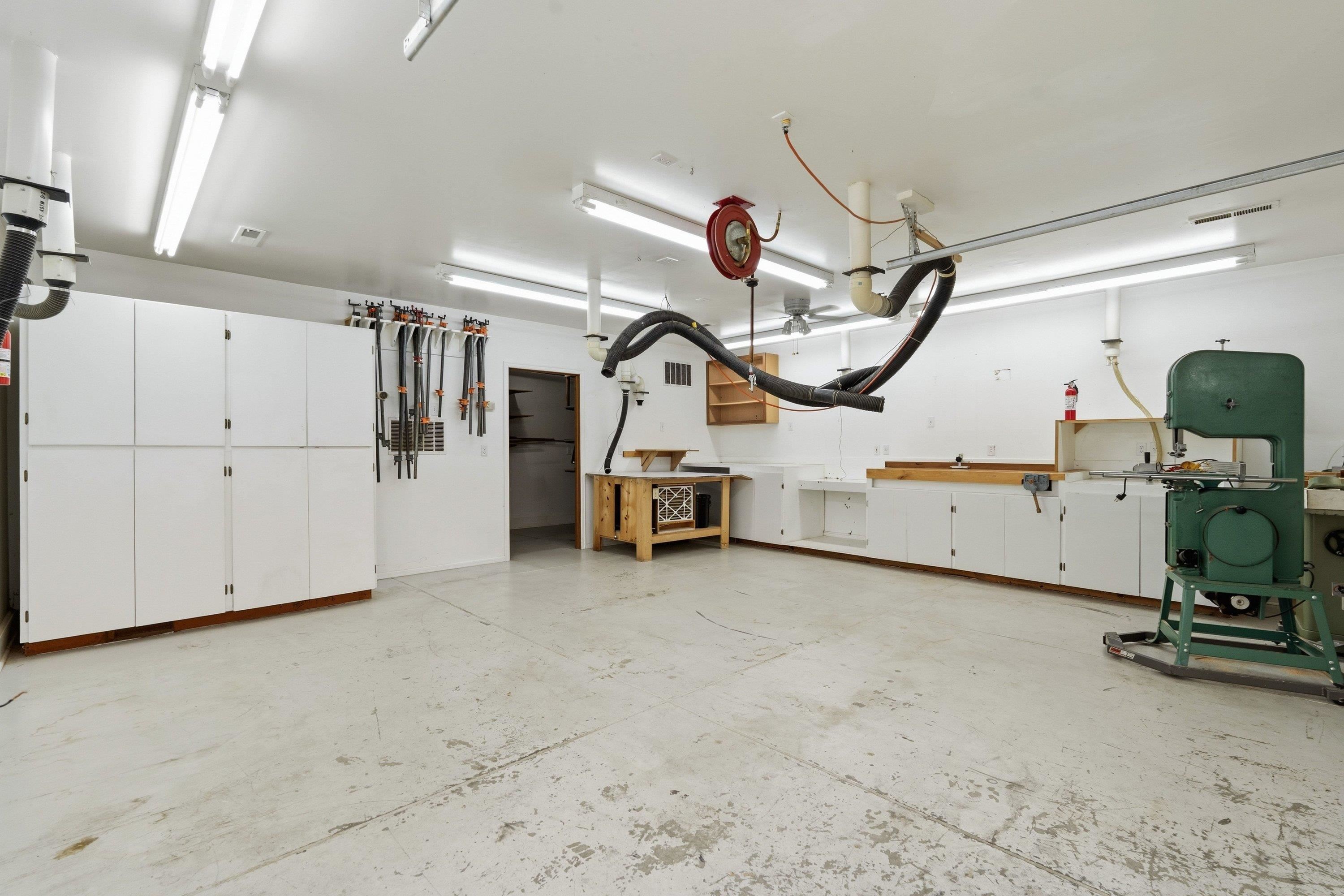 1116 N Willow Rd - Photo 45