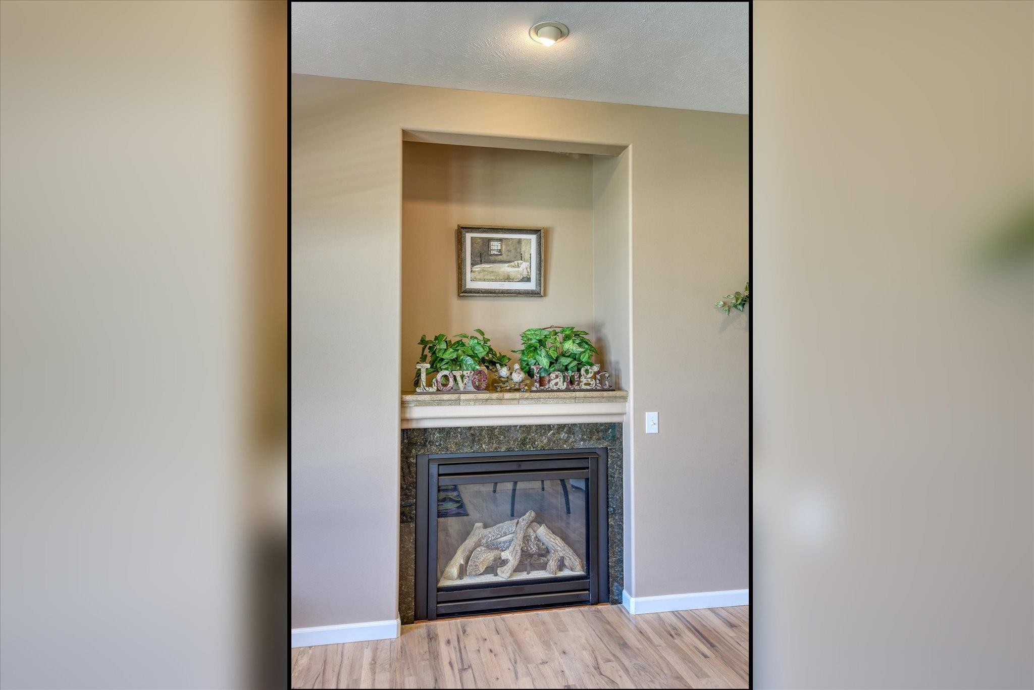 14405 E 5TH Ln - Photo 6