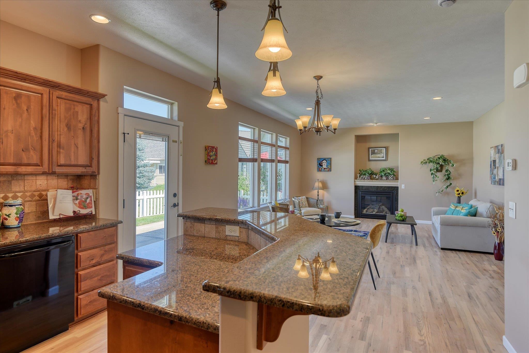 14405 E 5TH Ln - Photo 12