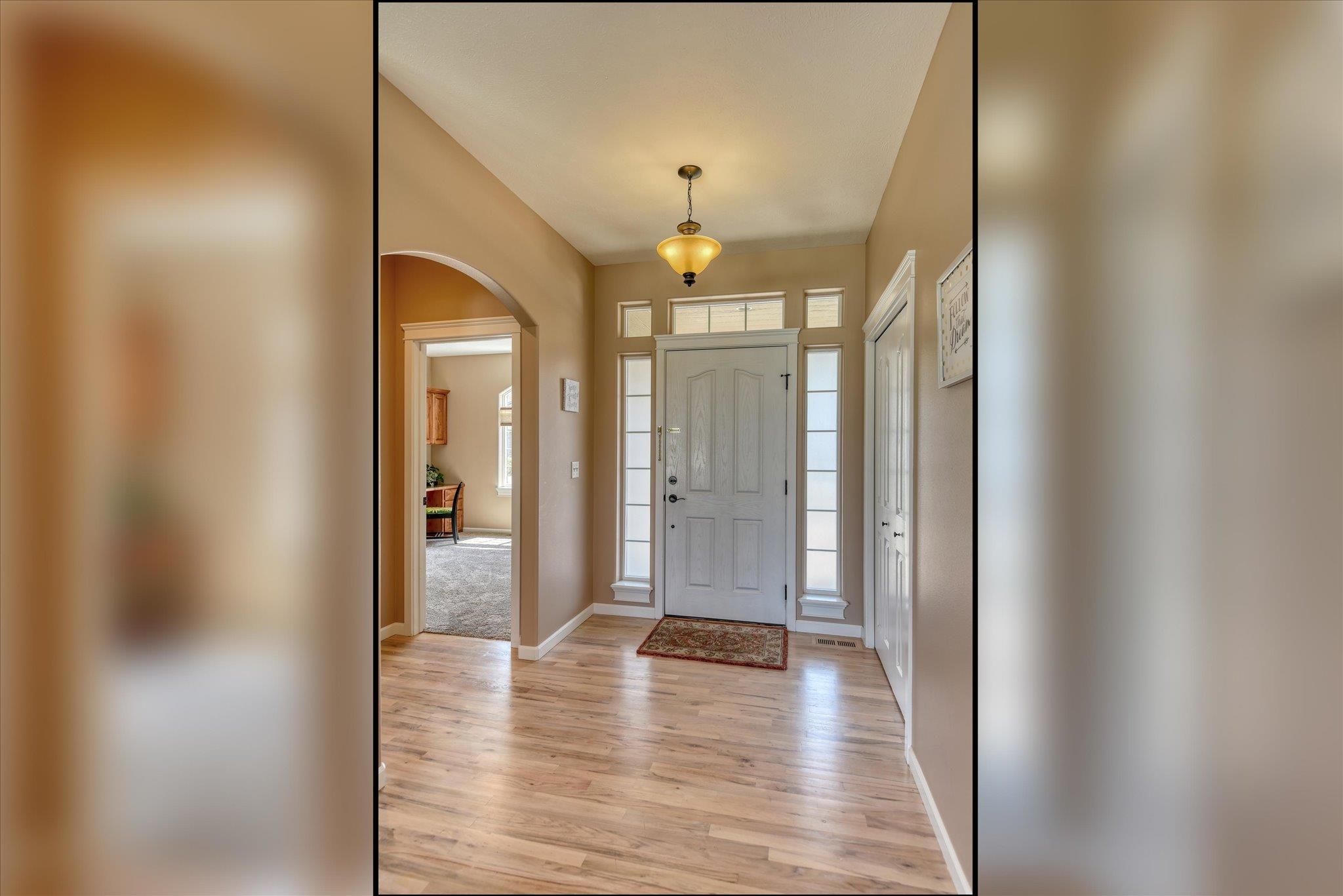 14405 E 5TH Ln - Photo 3