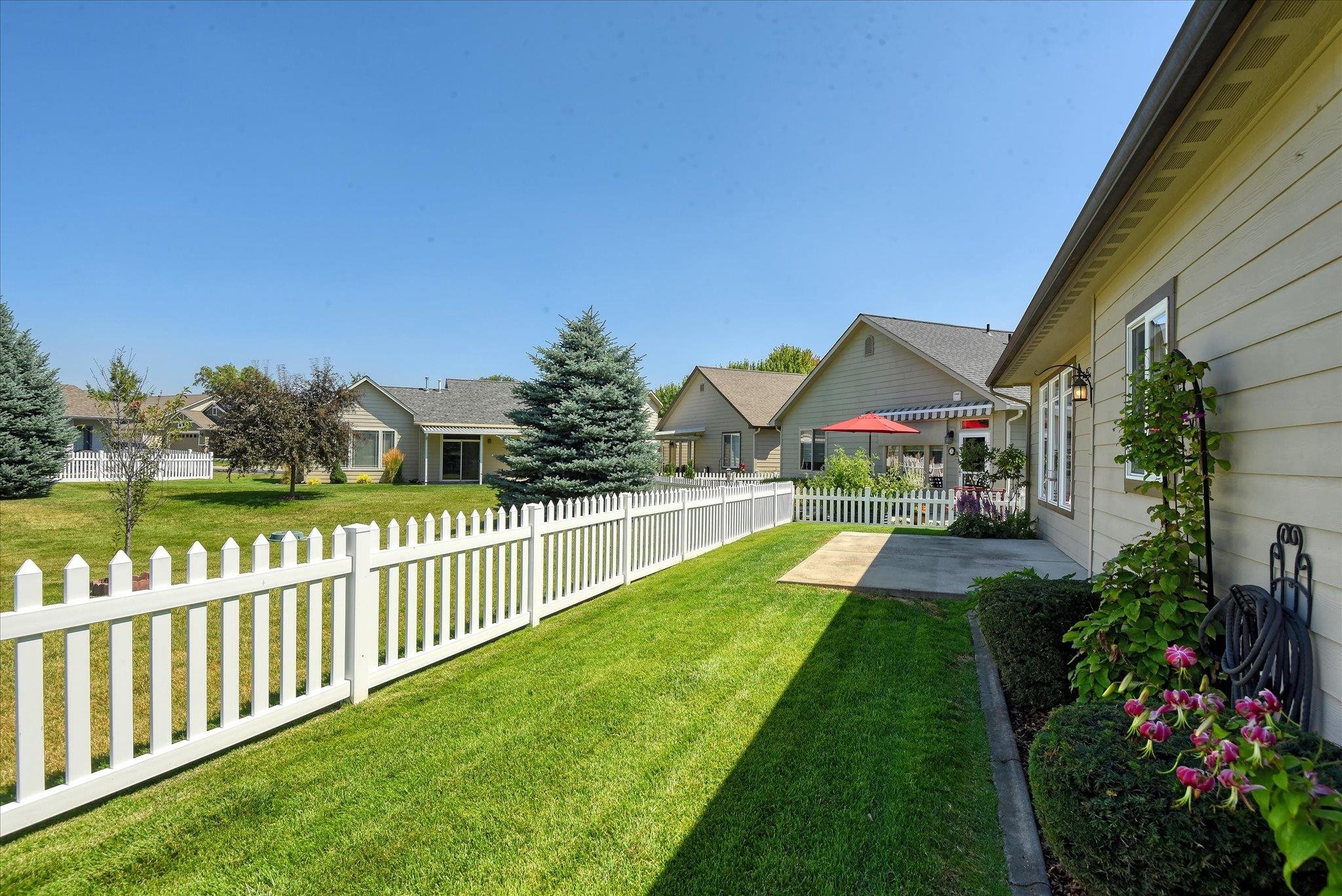 14405 E 5TH Ln - Photo 28