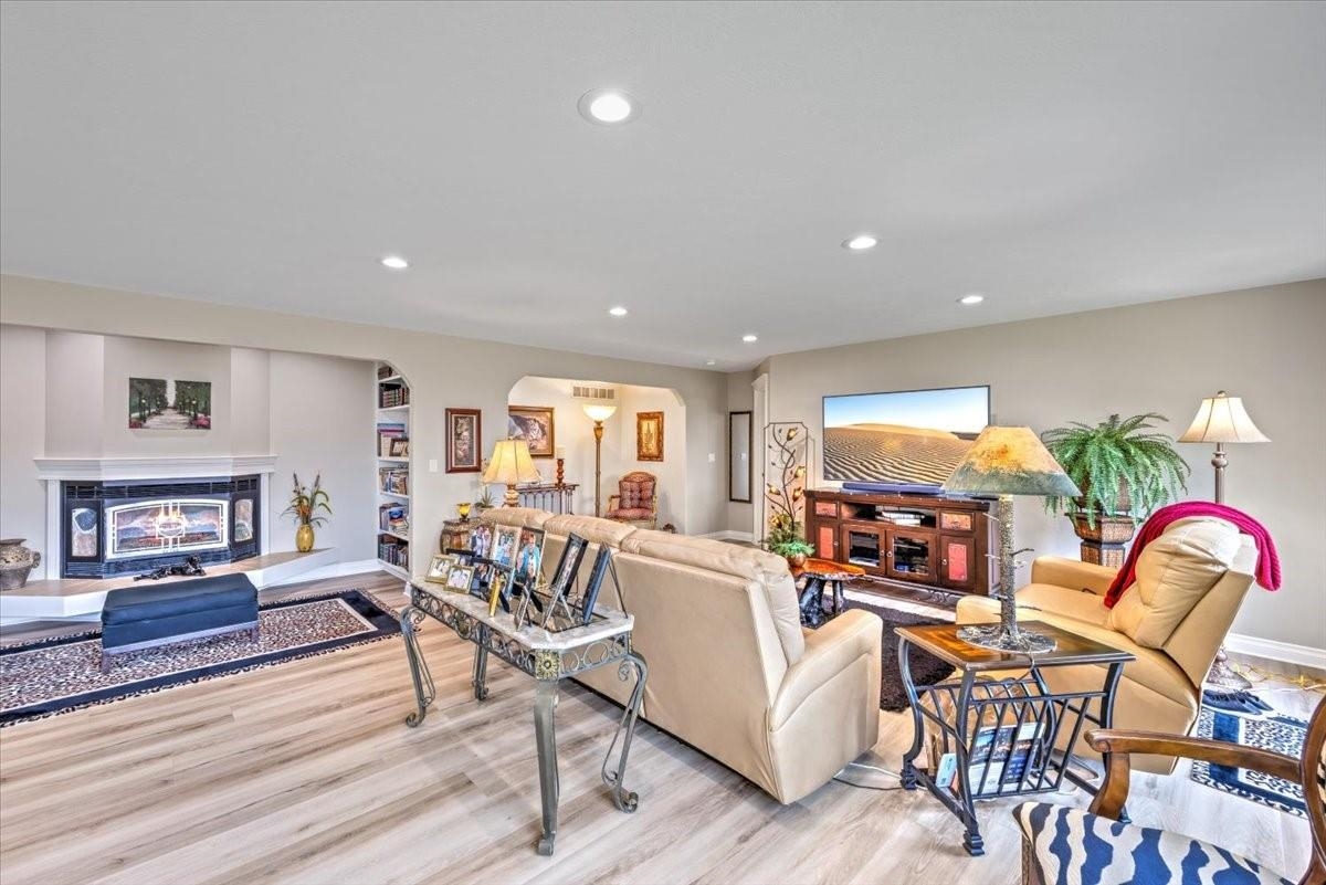 16610 E 23rd Ave - Photo 36