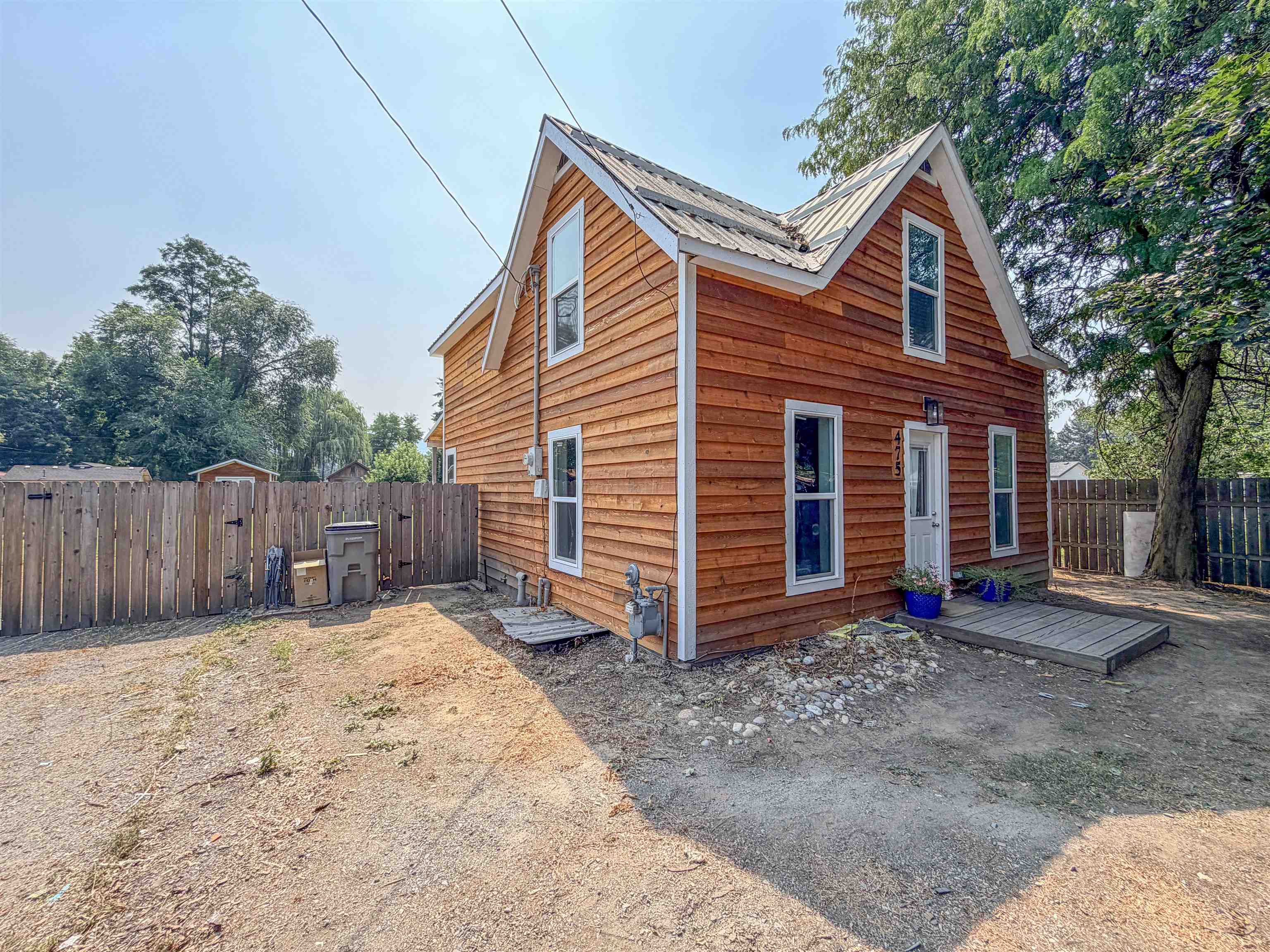 475 W 9th Ave - Photo 4