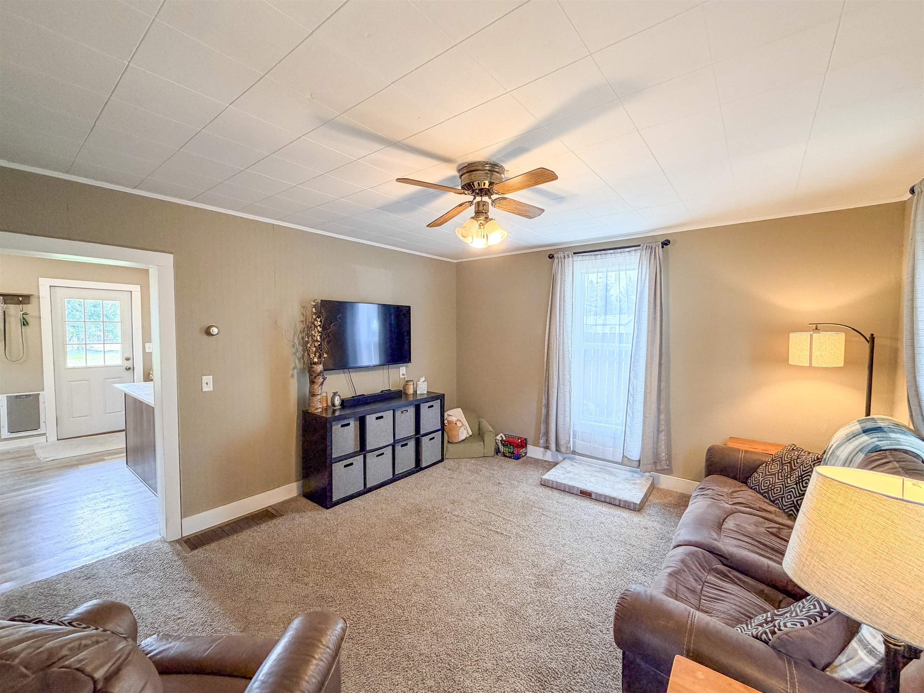 475 W 9th Ave - Photo 8