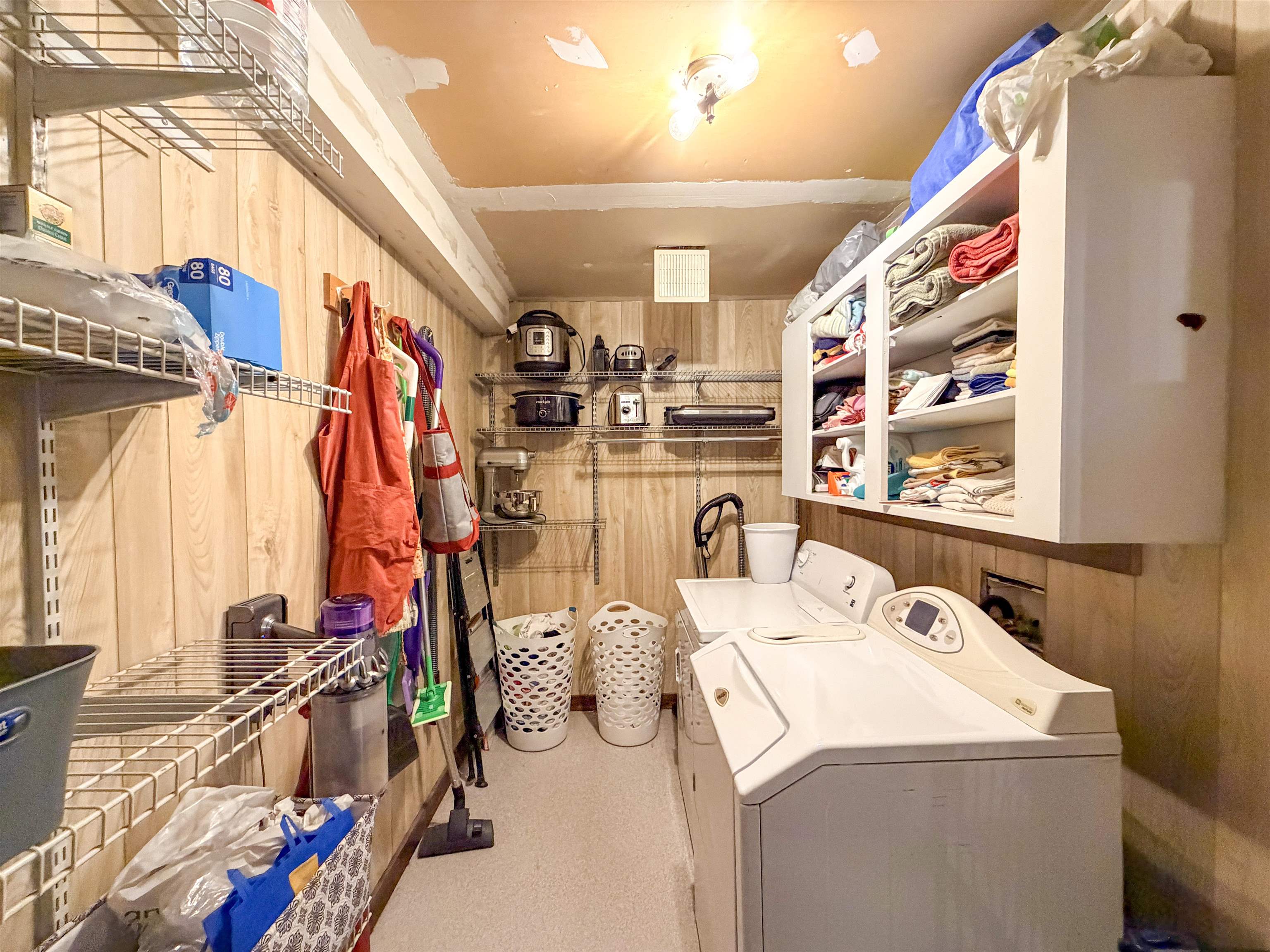 475 W 9th Ave - Photo 26