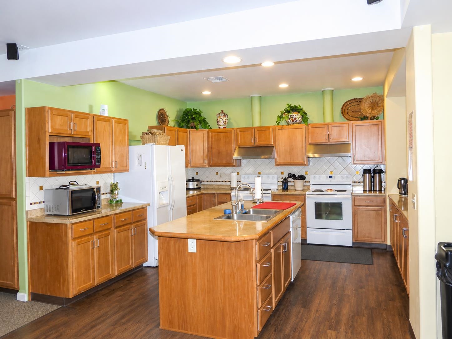 1725 N HODGES Ln - Photo 41