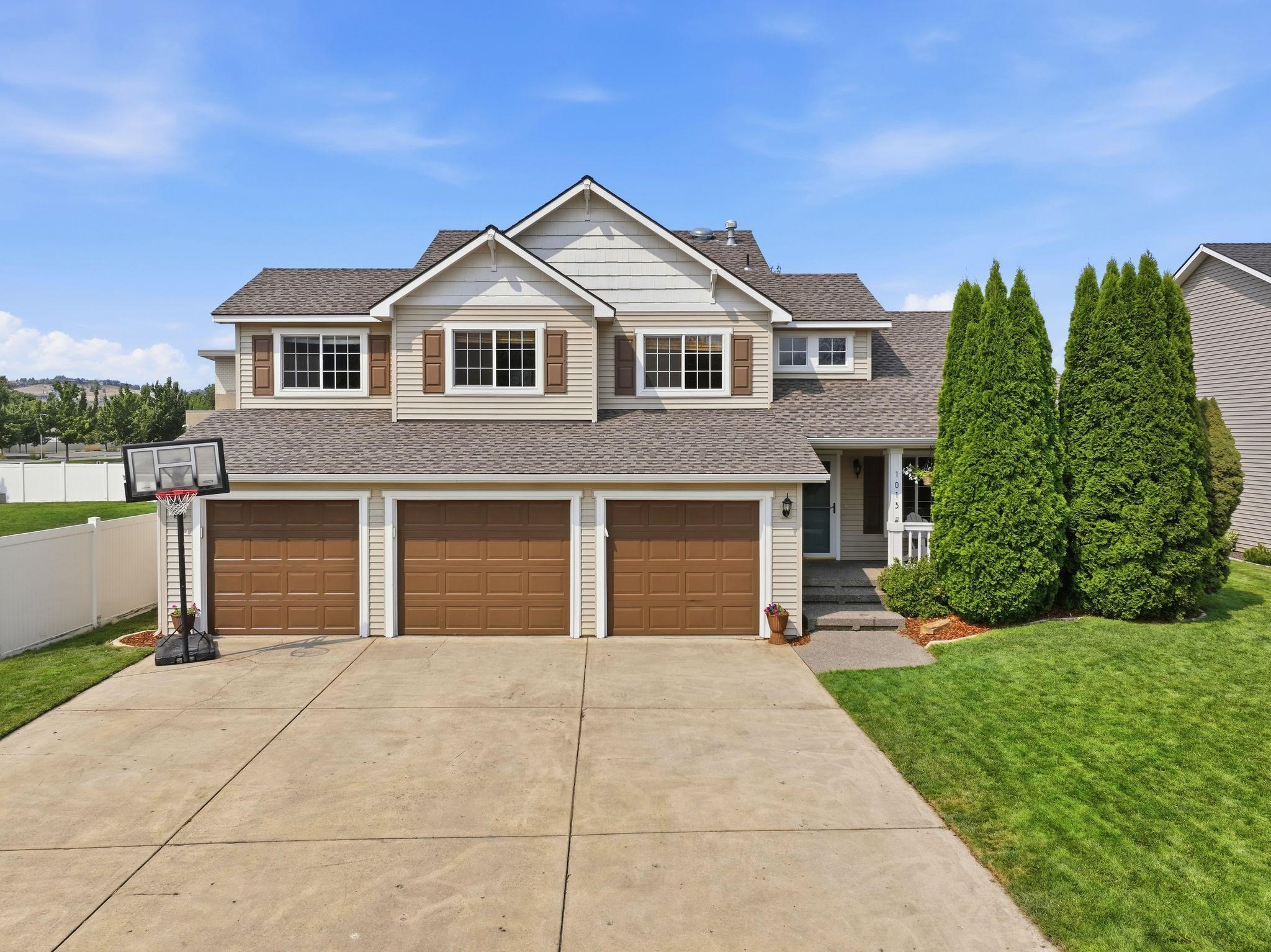 1013 N Malvern Rd - Photo 1