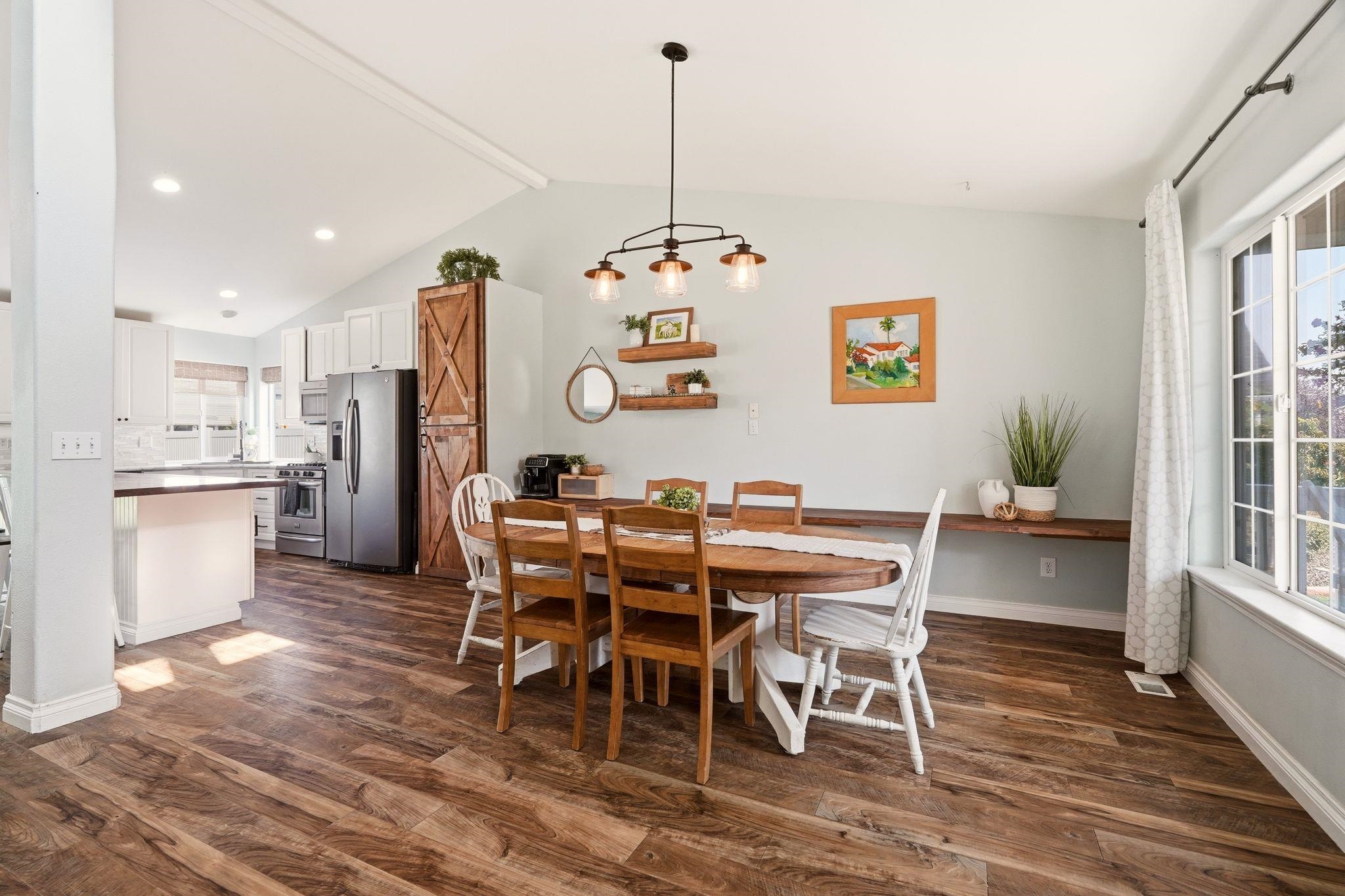 1013 N Malvern Rd - Photo 3