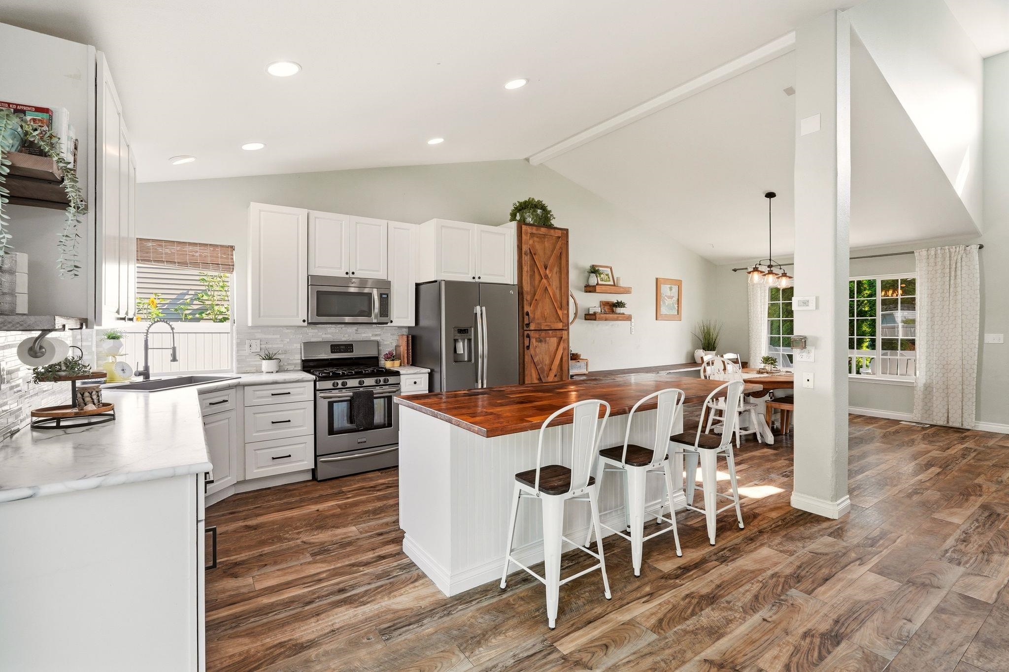 1013 N Malvern Rd - Photo 8