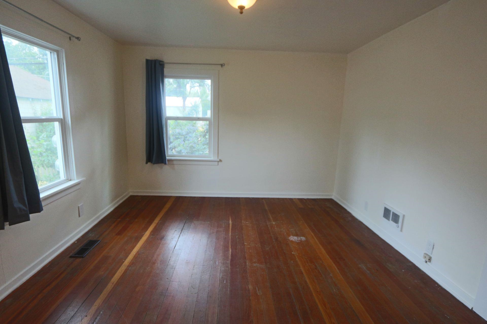 1818 W 10th Ave - Photo 5