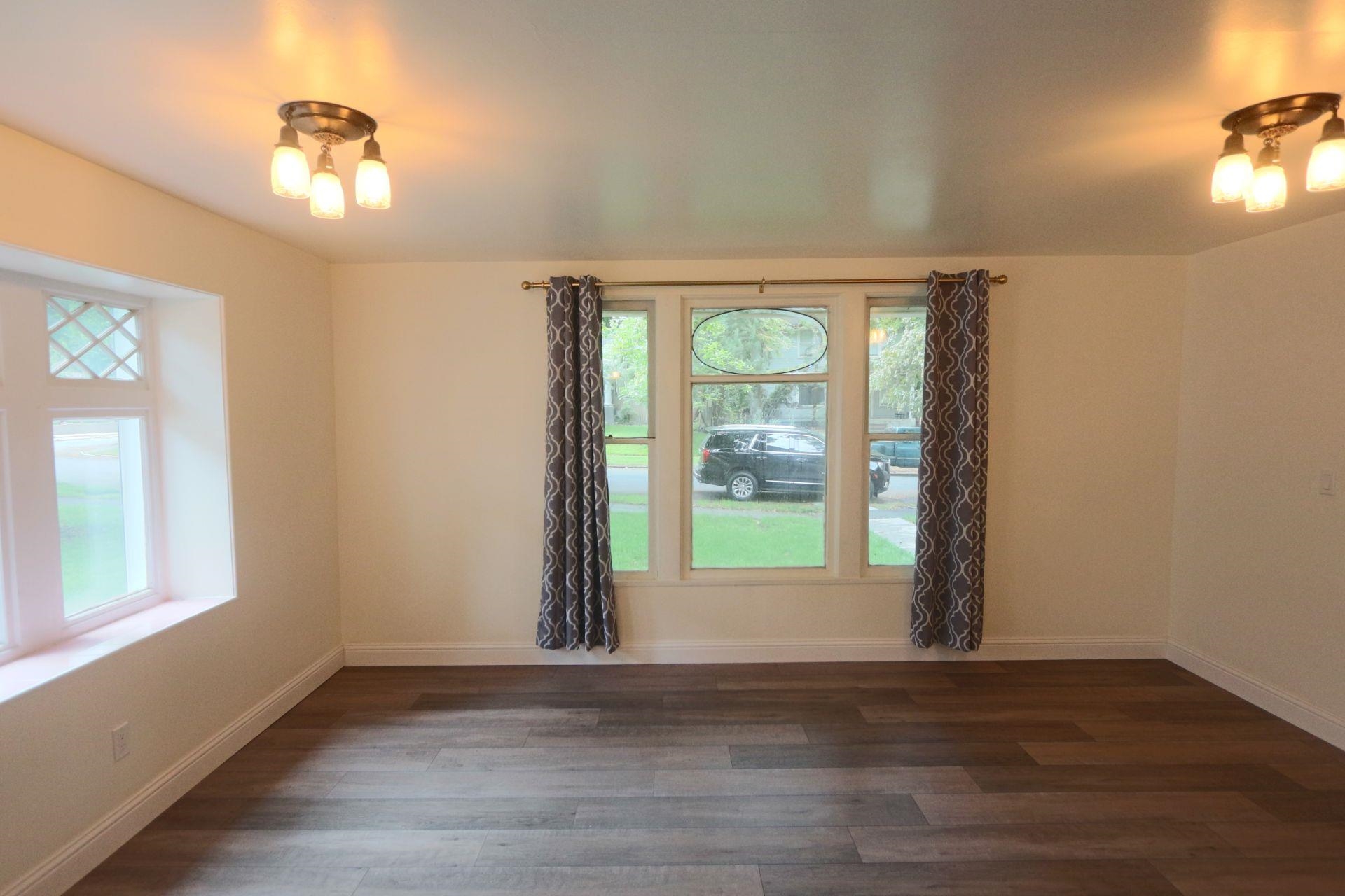 1818 W 10th Ave - Photo 12