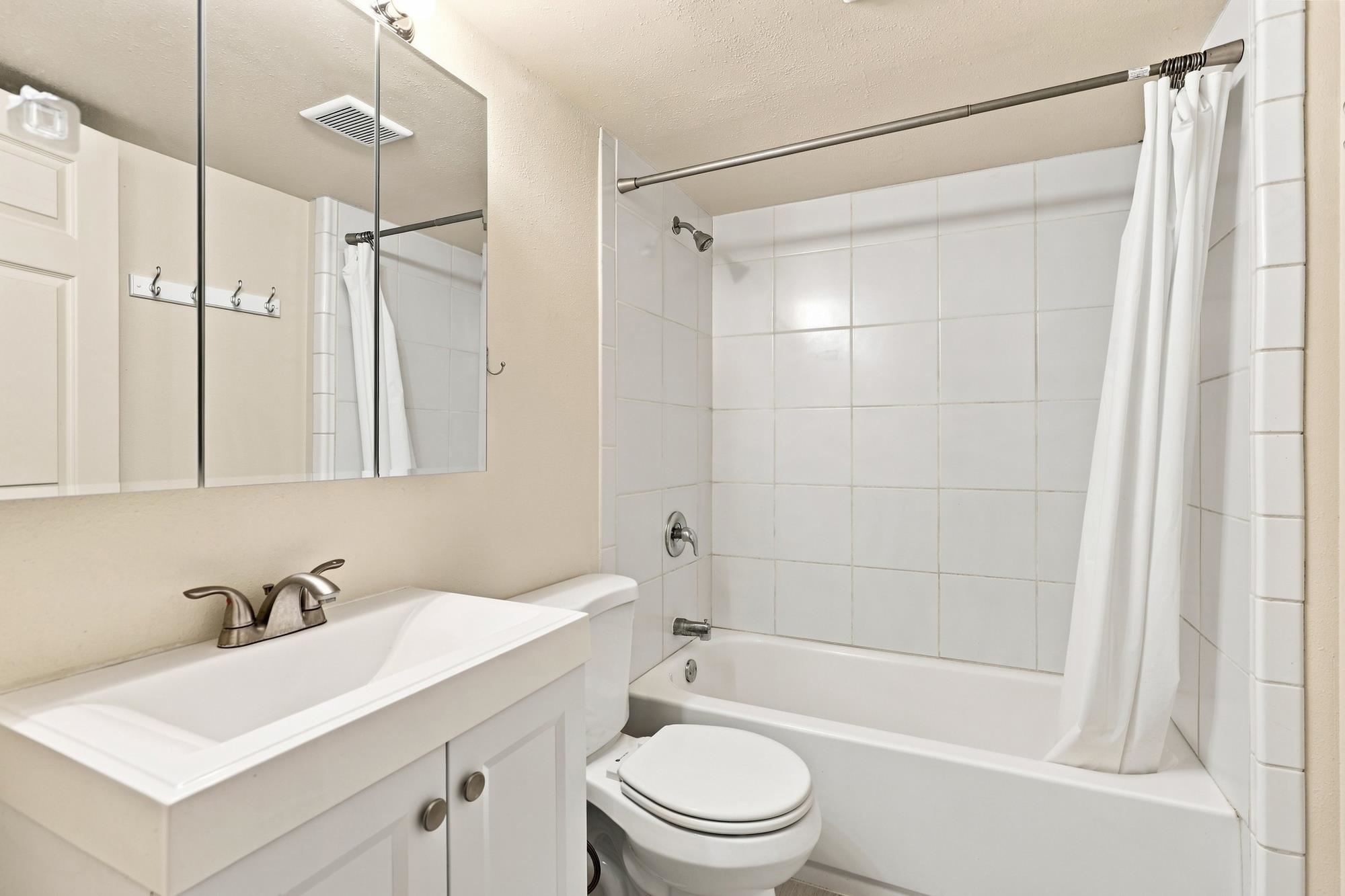 1203 S Walnut St - Photo 13