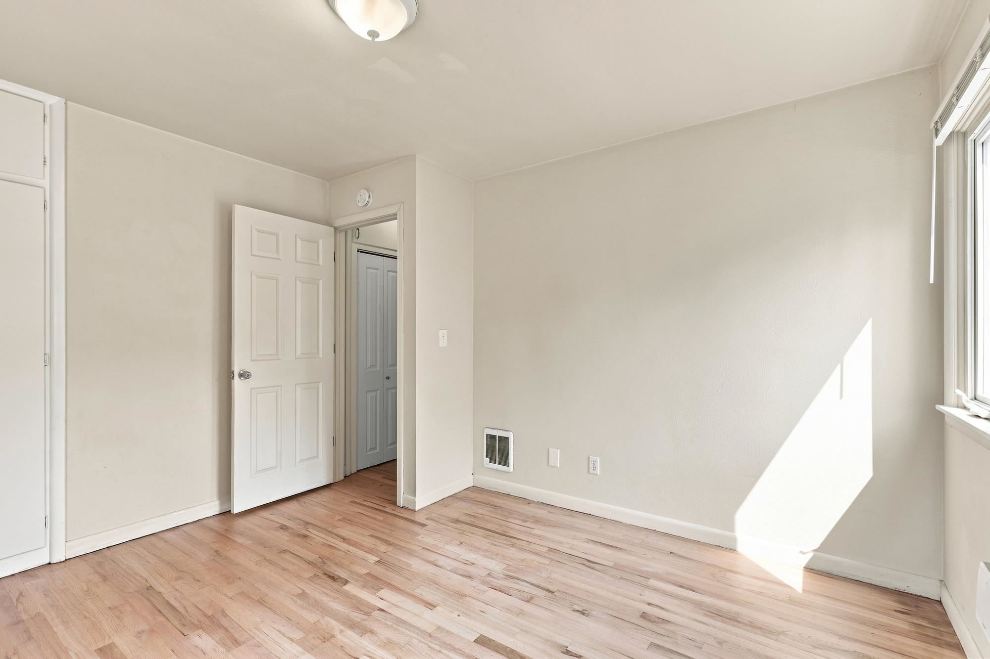 1203 S Walnut St - Photo 19