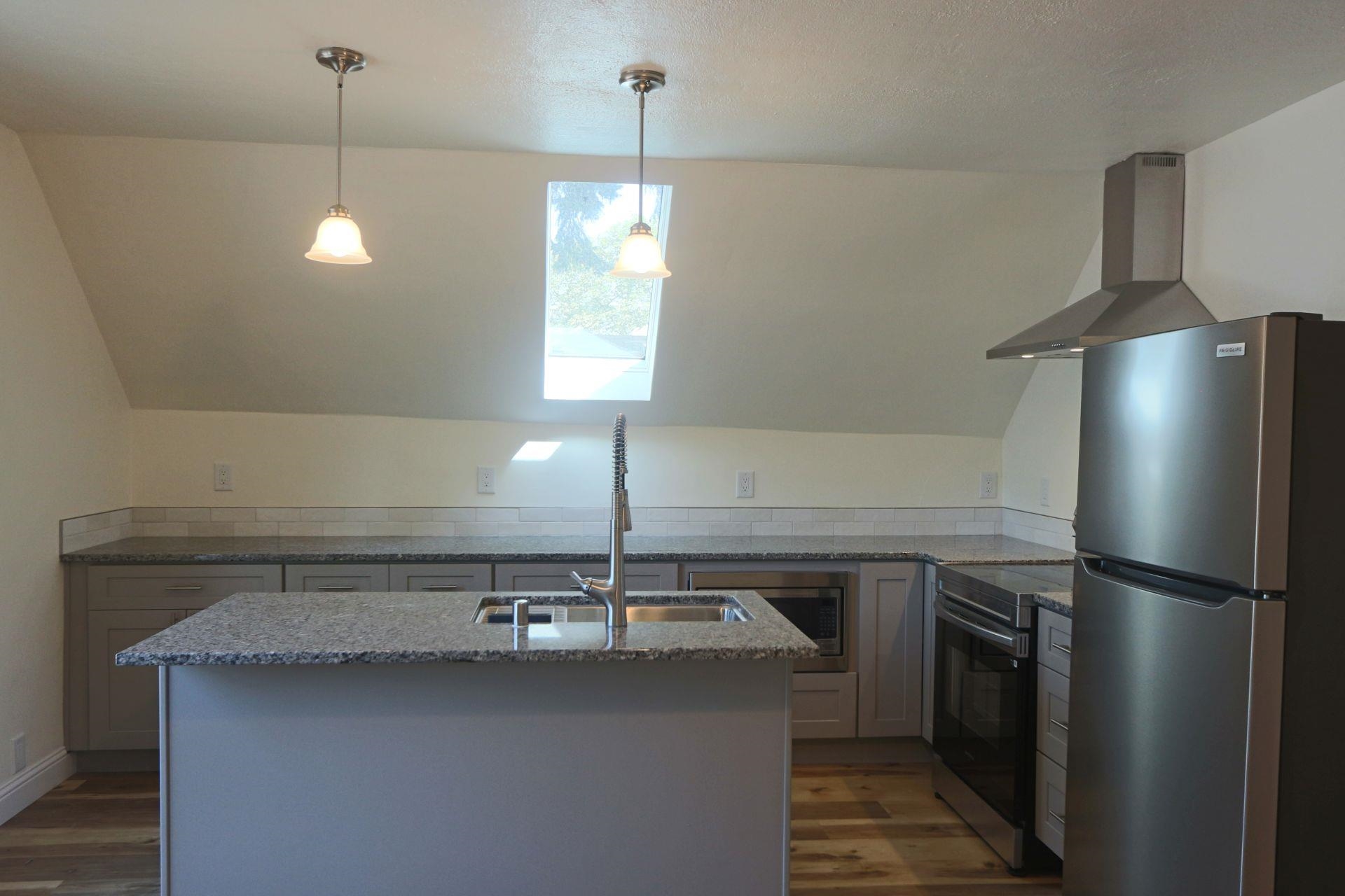 1818 W 10th Ave - Photo 25