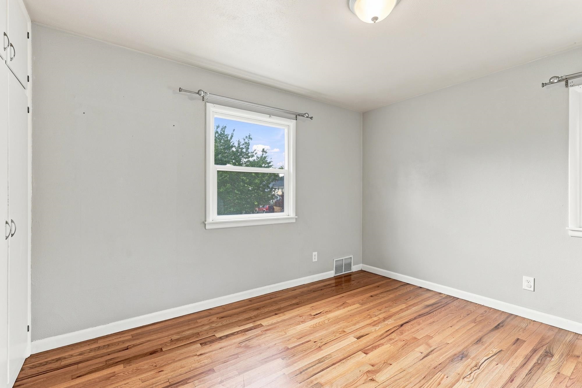 1203 S Walnut St - Photo 40