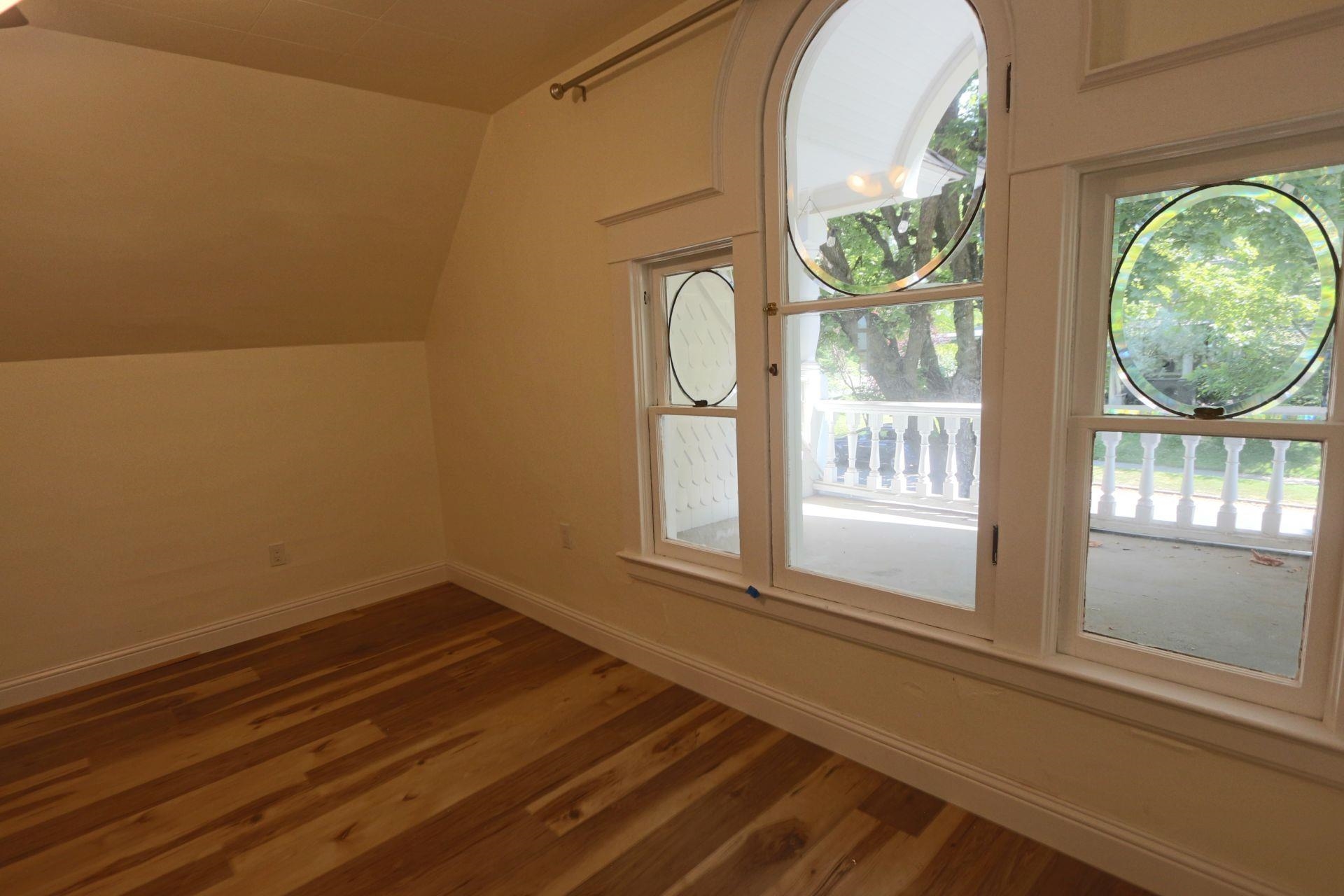 1818 W 10th Ave - Photo 32