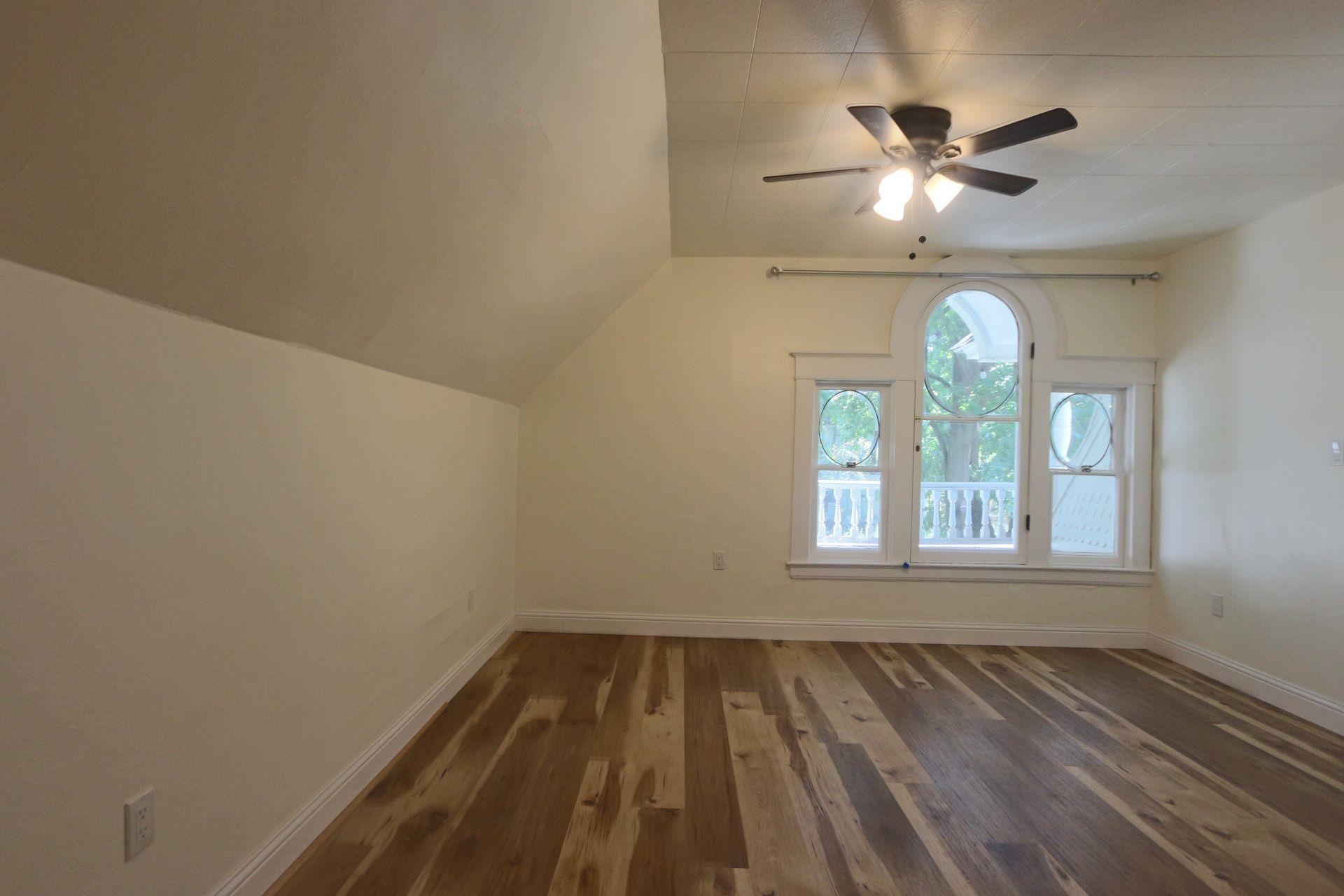 1818 W 10th Ave - Photo 33