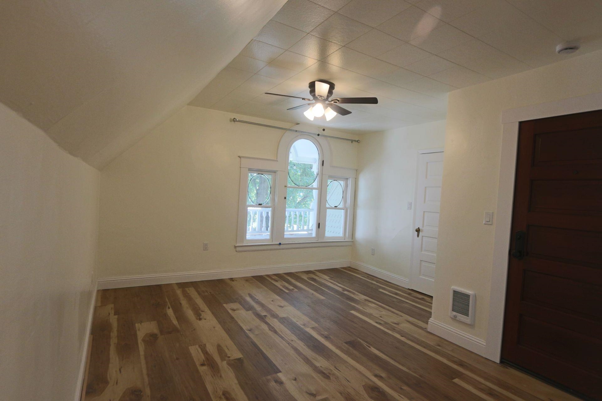 1818 W 10th Ave - Photo 40