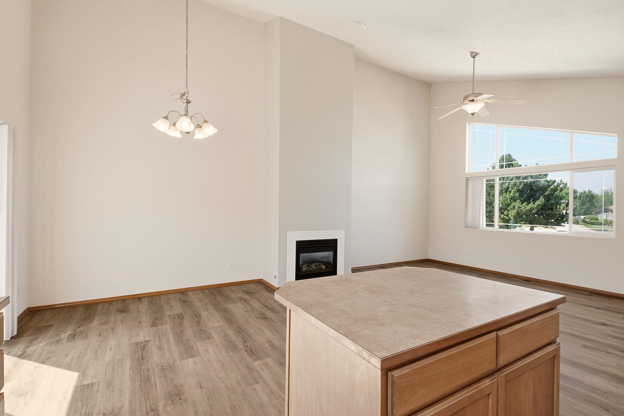 1806 N Drummond St - Photo 8