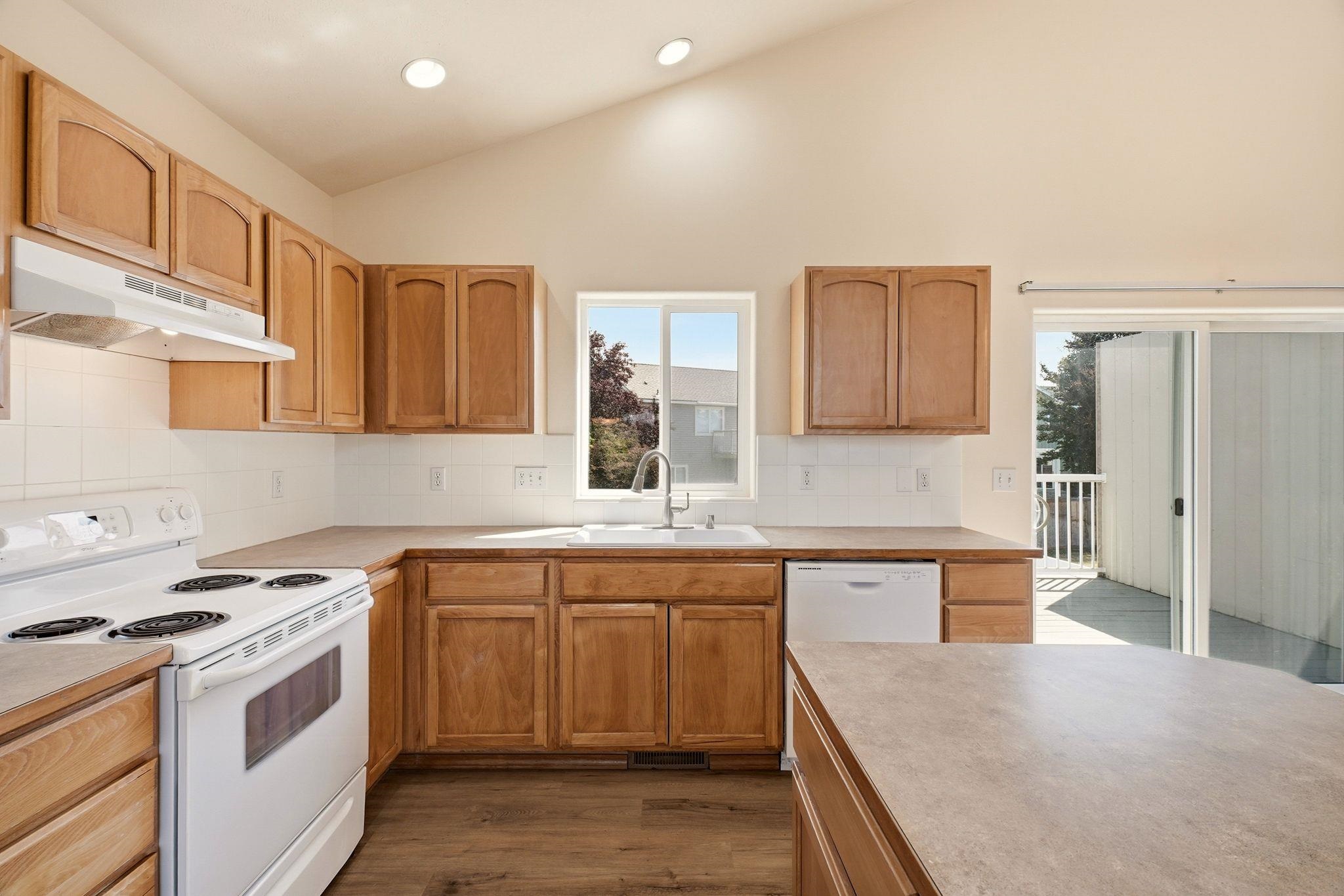 1806 N Drummond St - Photo 15