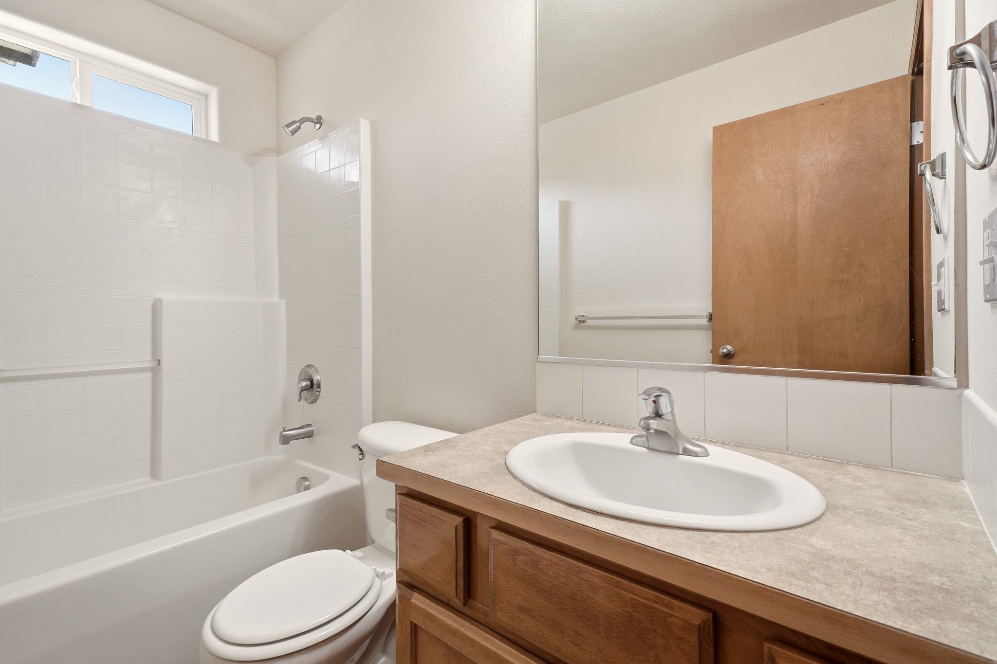 1806 N Drummond St - Photo 18