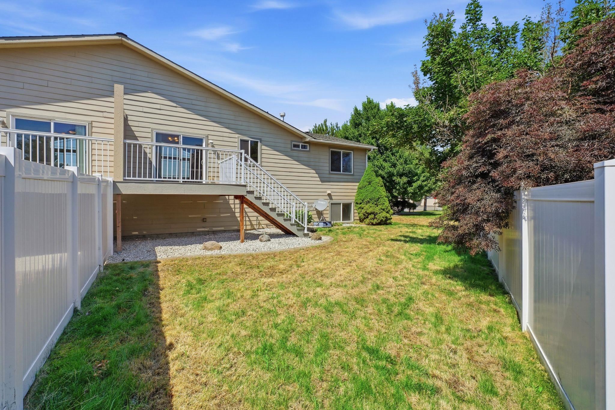 1806 N Drummond St - Photo 27