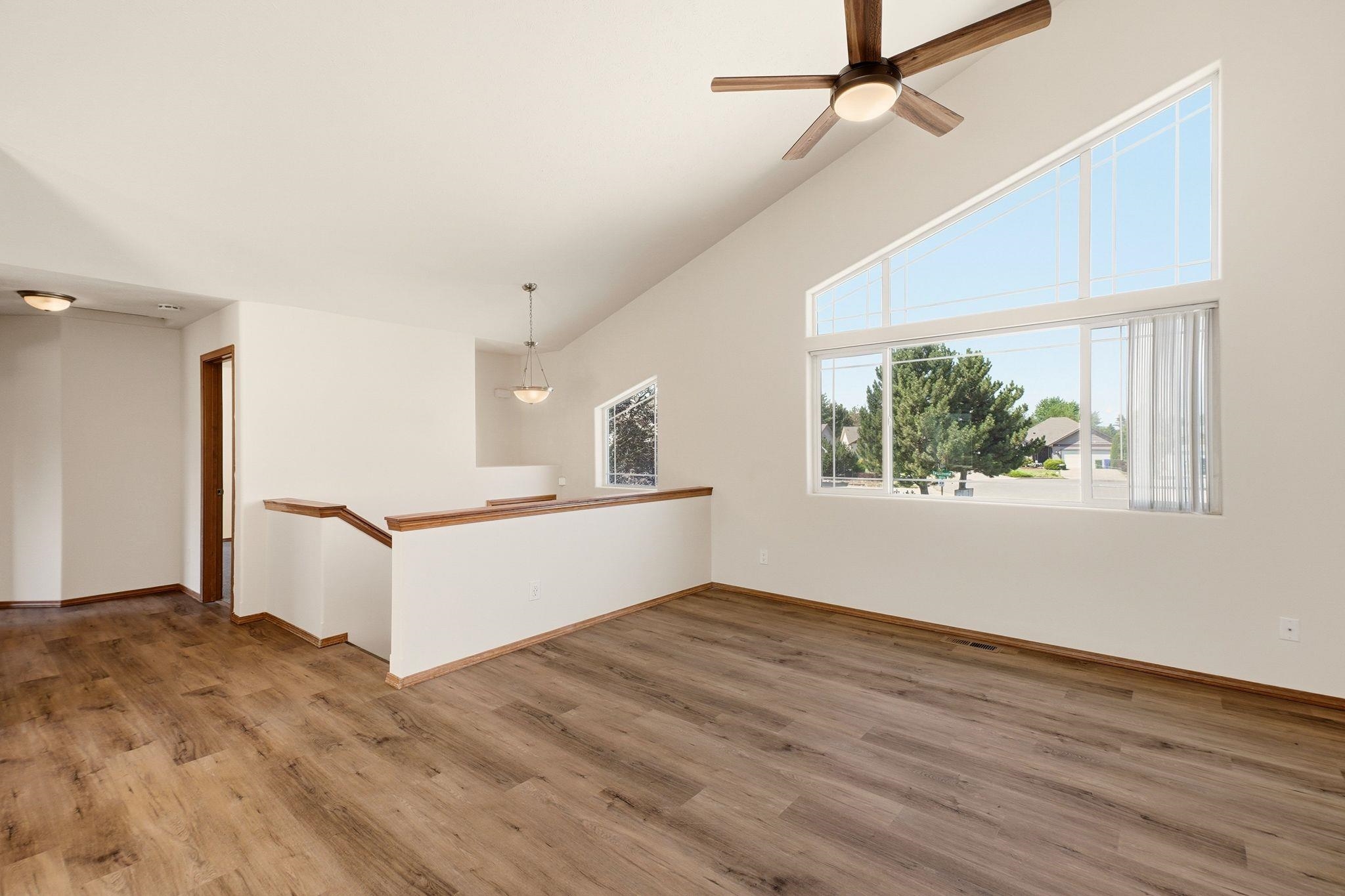 1804 N Drummond St - Photo 4