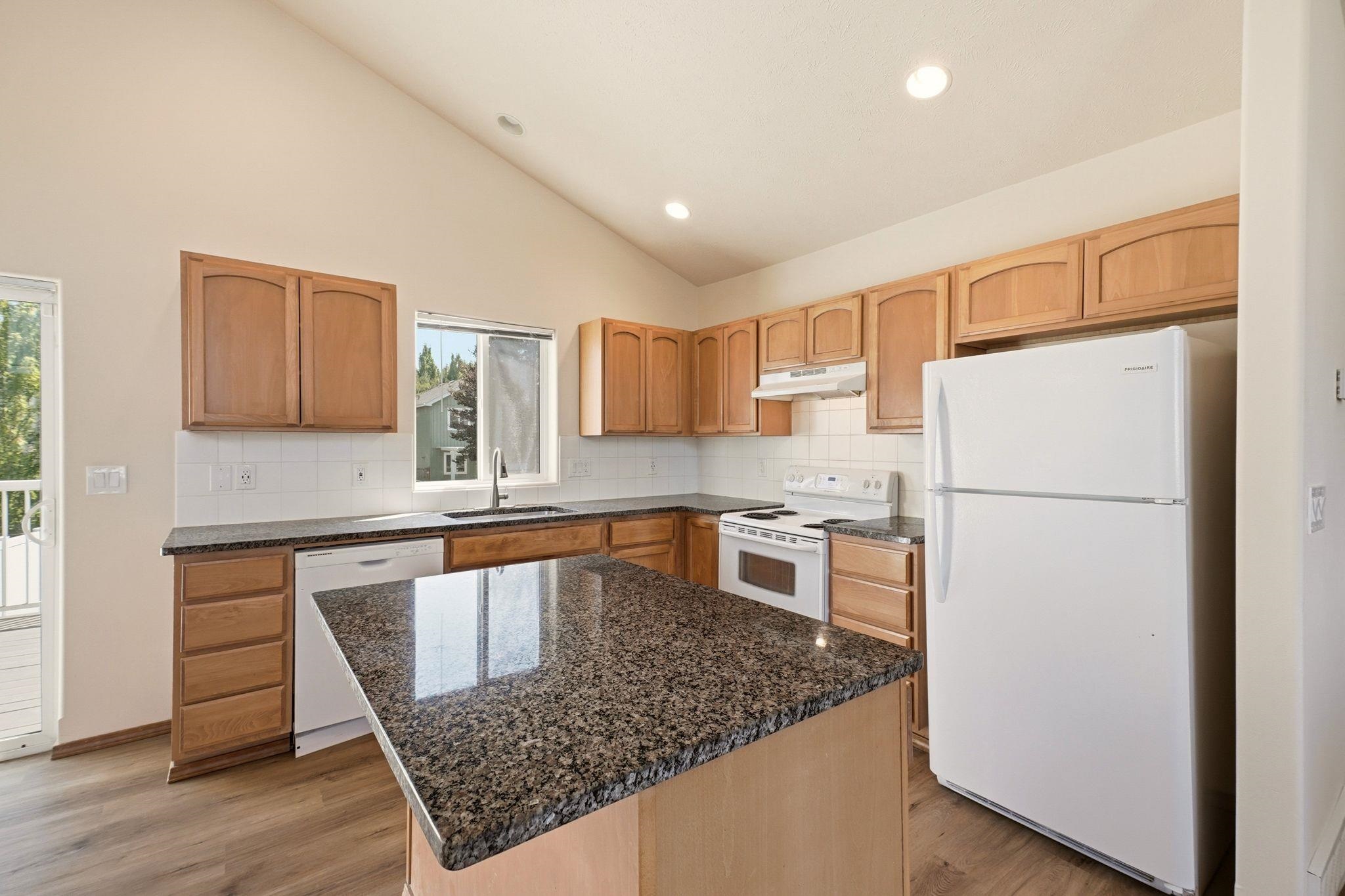 1804 N Drummond St - Photo 13